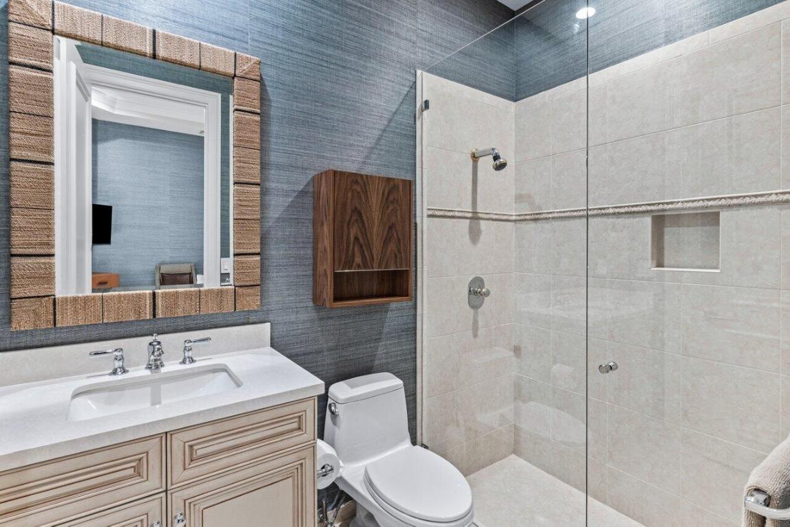 5848 Vintage Oaks Circle