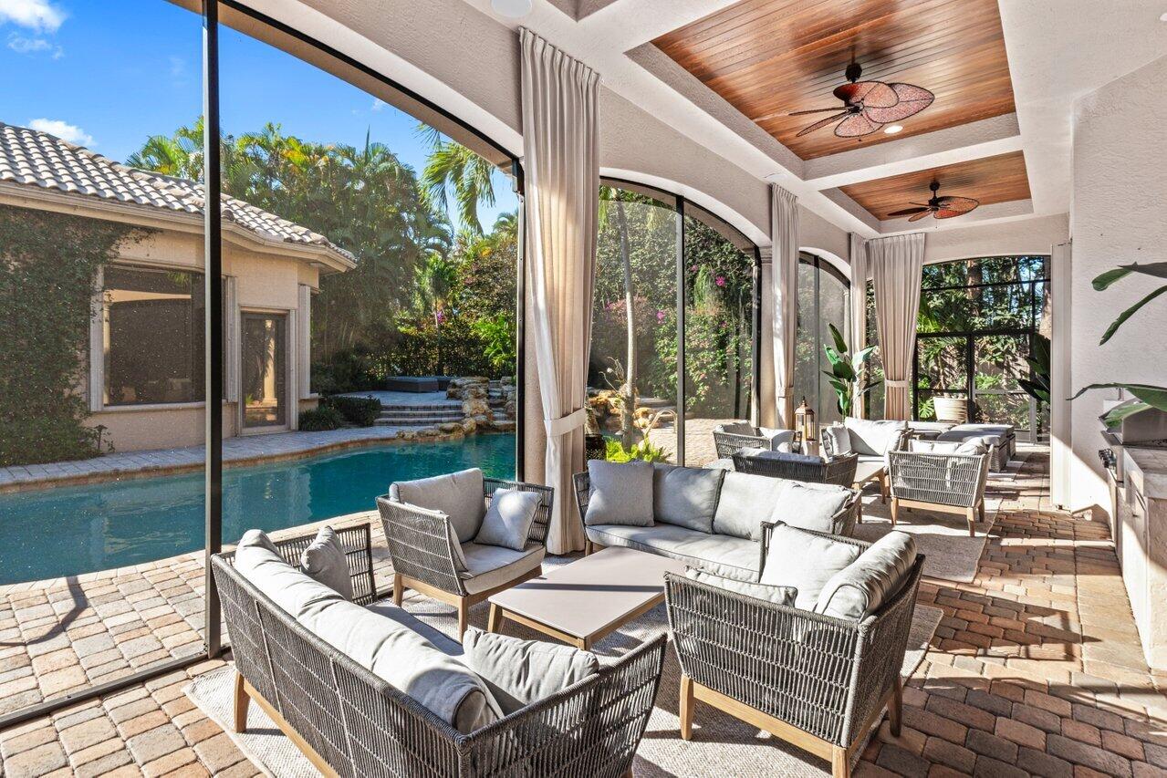 5848 Vintage Oaks Circle