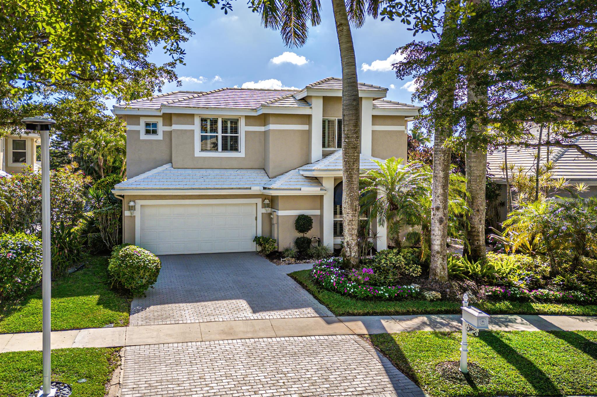 17168 Huntington Park Way