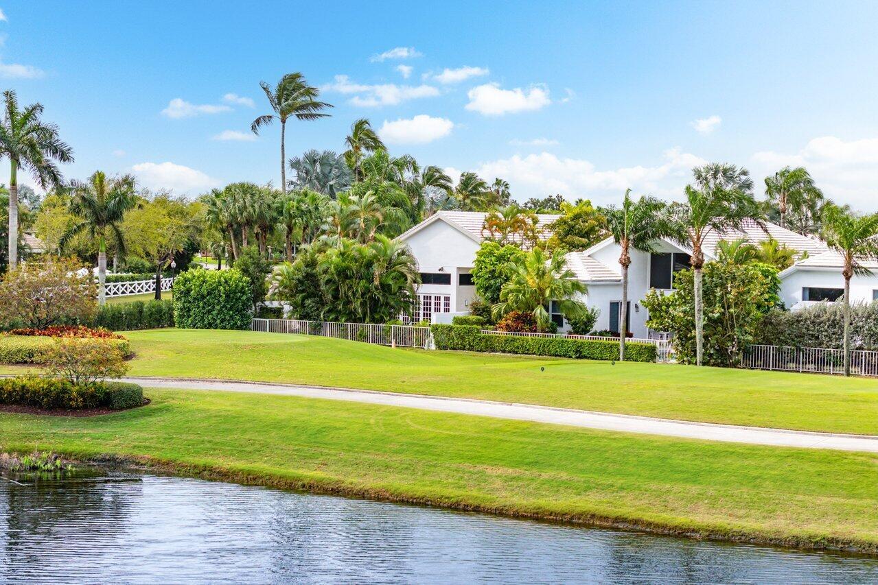 16890 Colchester Court