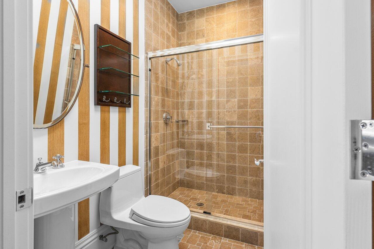 16890 Colchester Court