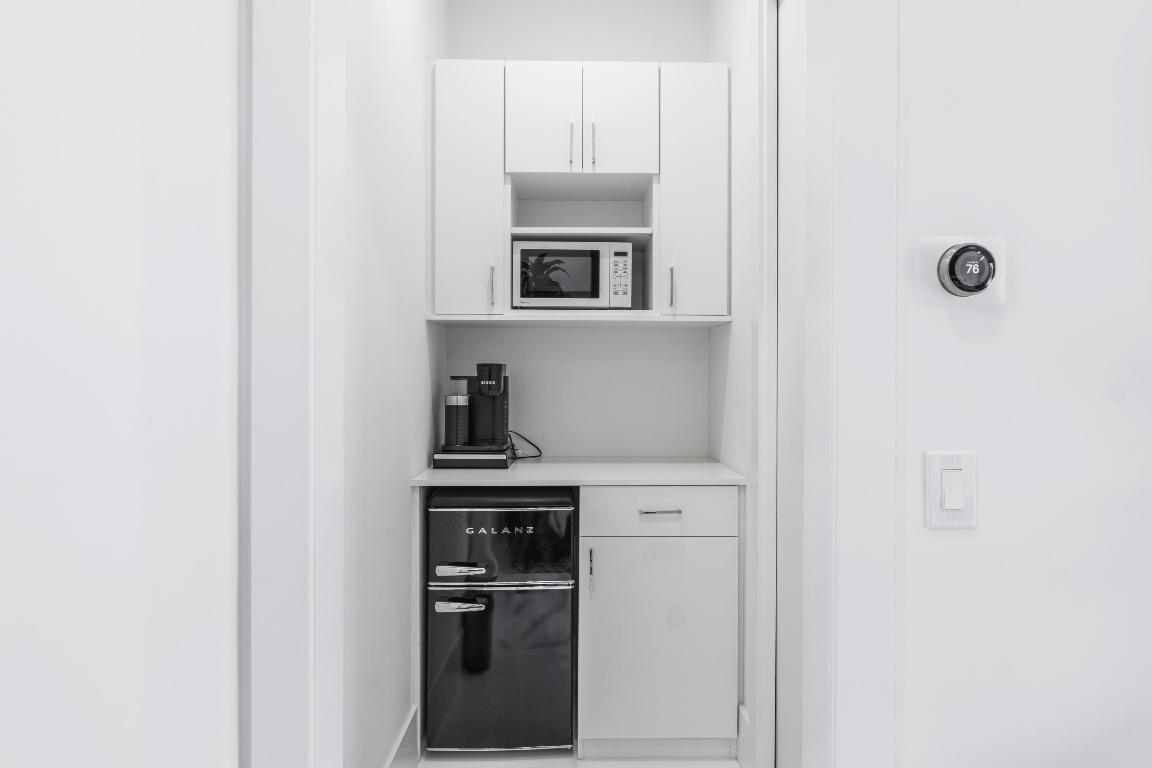 5784 Vintage Oaks Circle