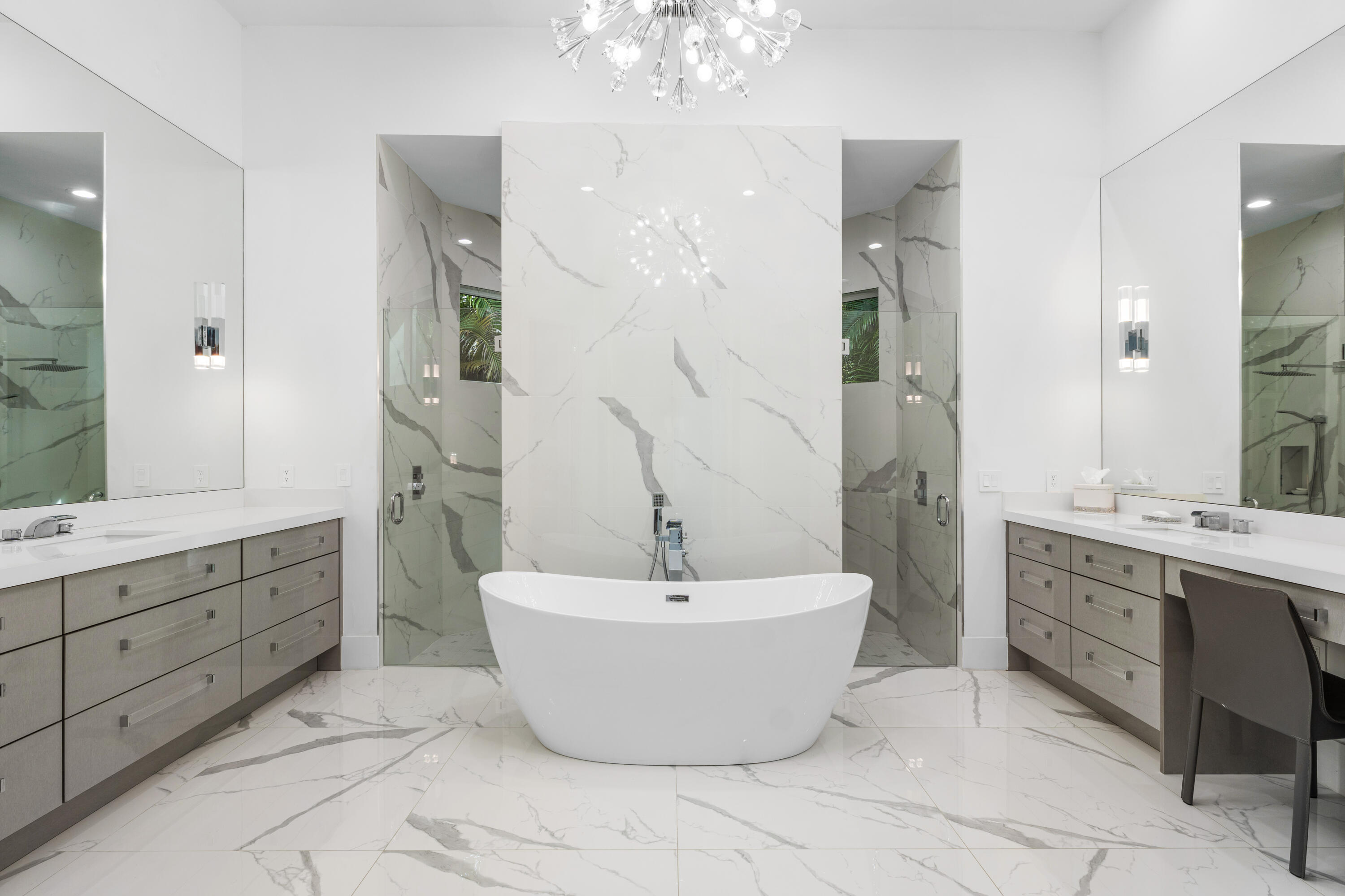 5784 Vintage Oaks Circle