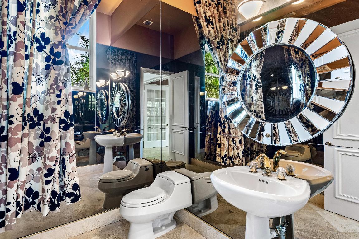 16330 Vintage Oaks Lane