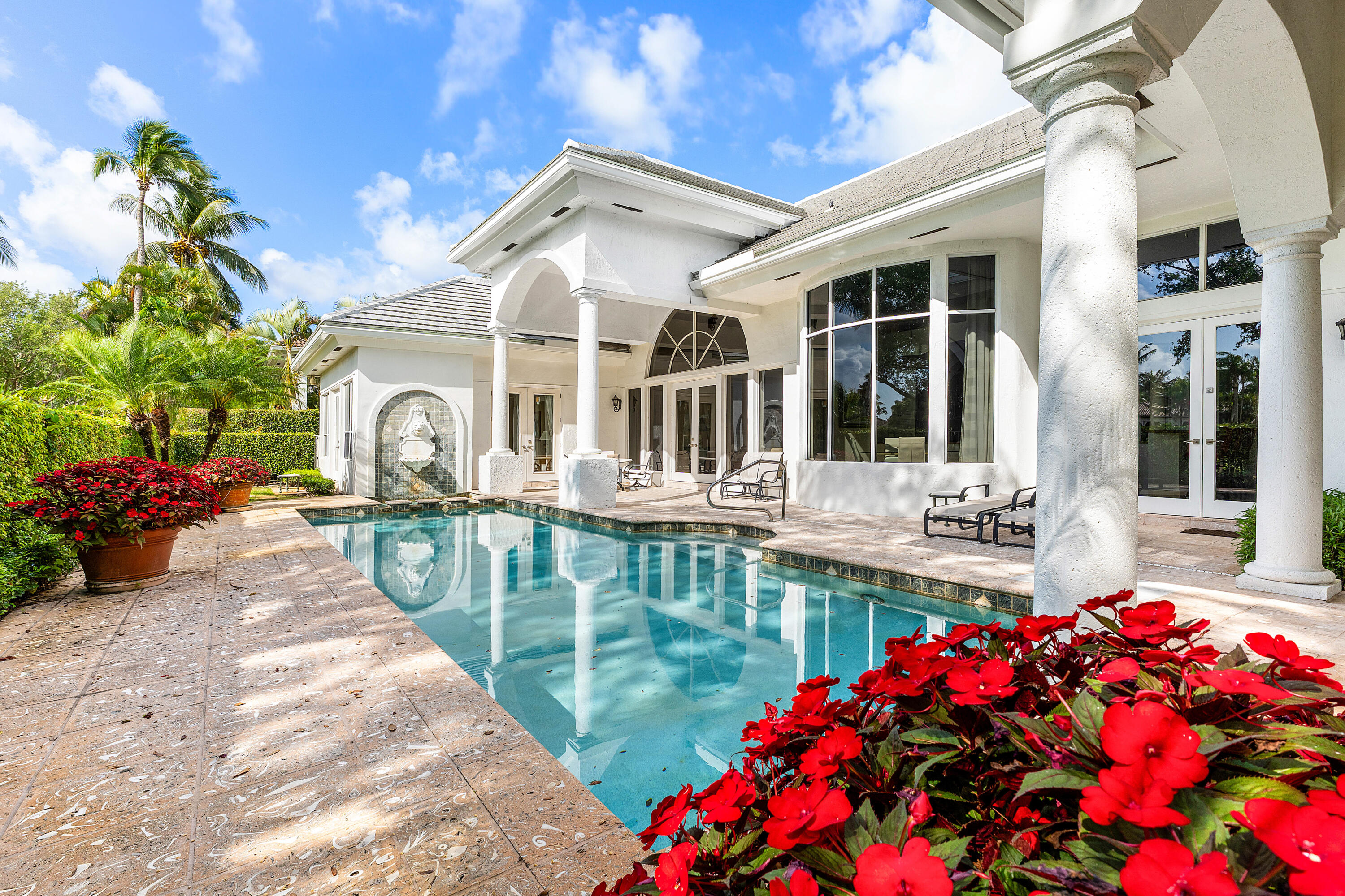 16330 Vintage Oaks Lane