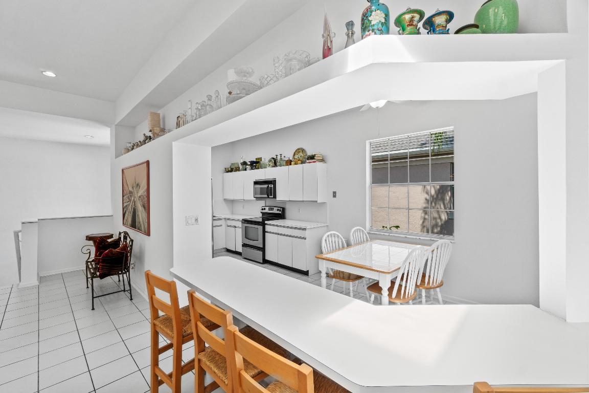 5142 Lake Catalina B Drive B