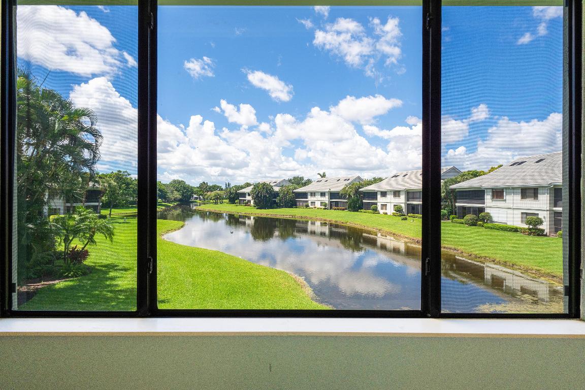 17564 Ashbourne B Way B