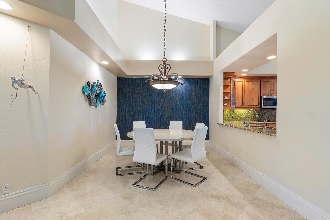 17564 Ashbourne B Way B