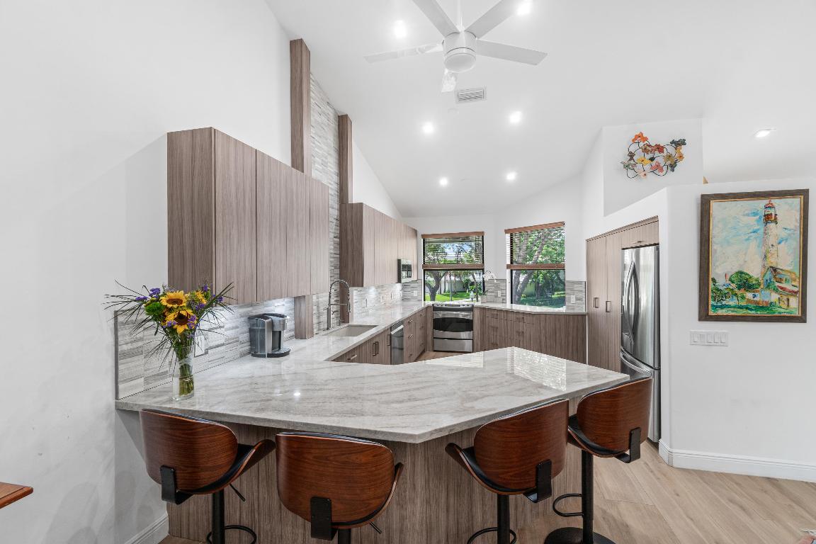 17557 Ashbourne B Way B