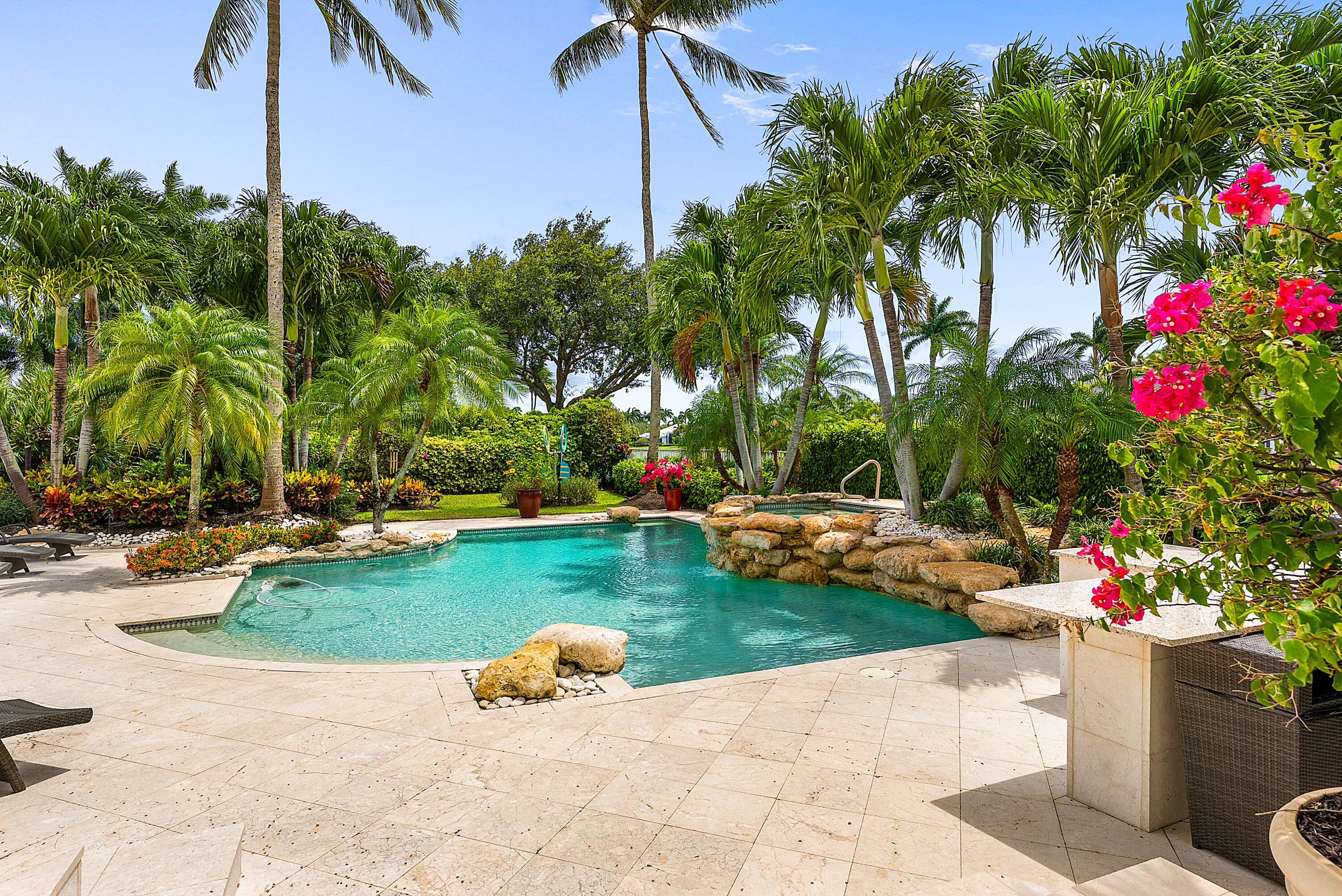 16283 Vintage Oaks Lane