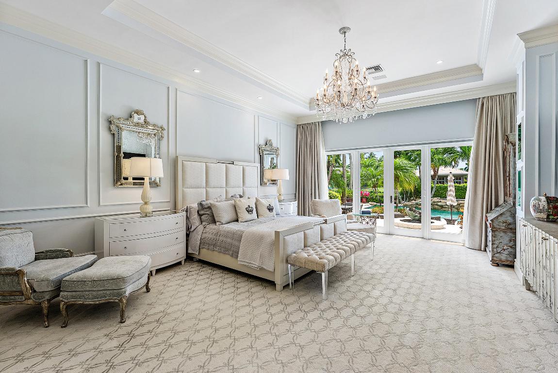 16283 Vintage Oaks Lane