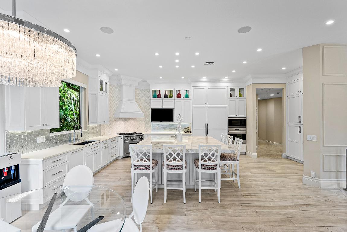 16283 Vintage Oaks Lane