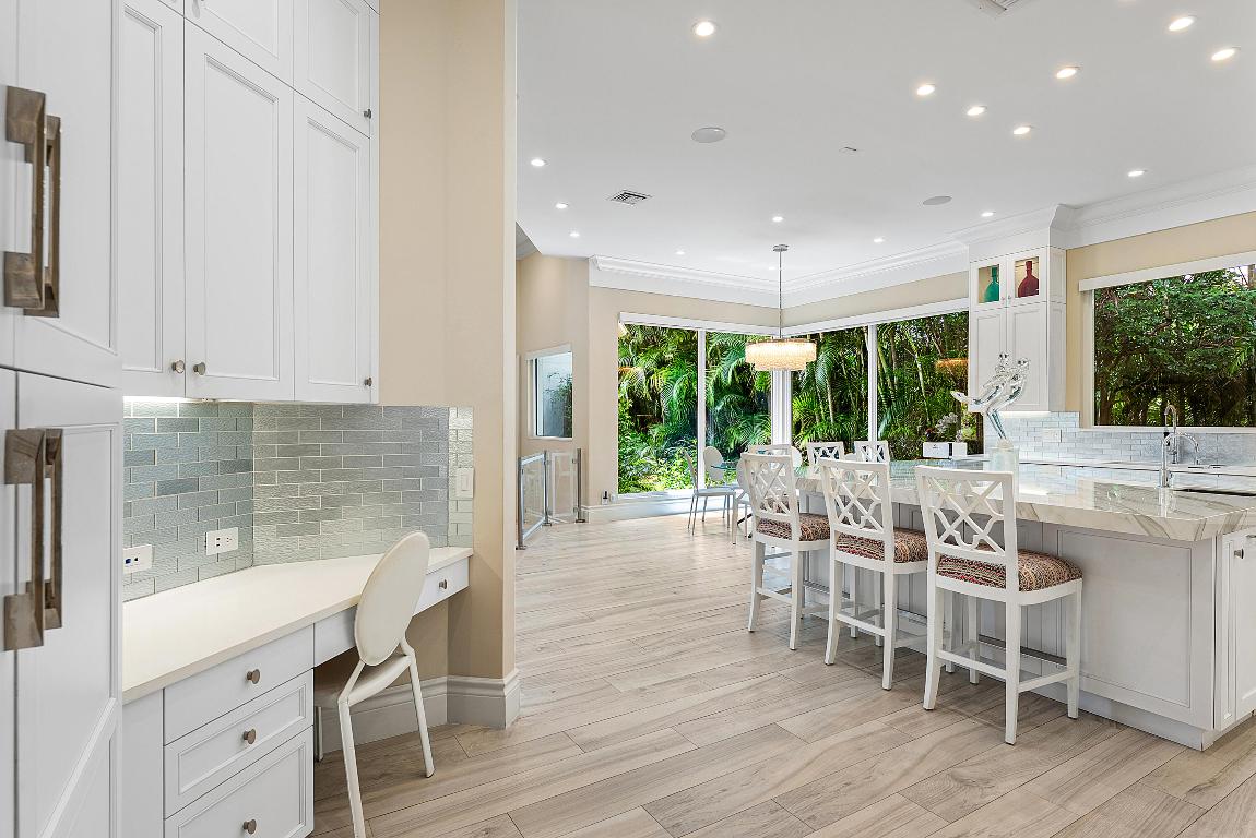 16283 Vintage Oaks Lane