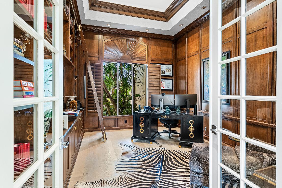 16283 Vintage Oaks Lane