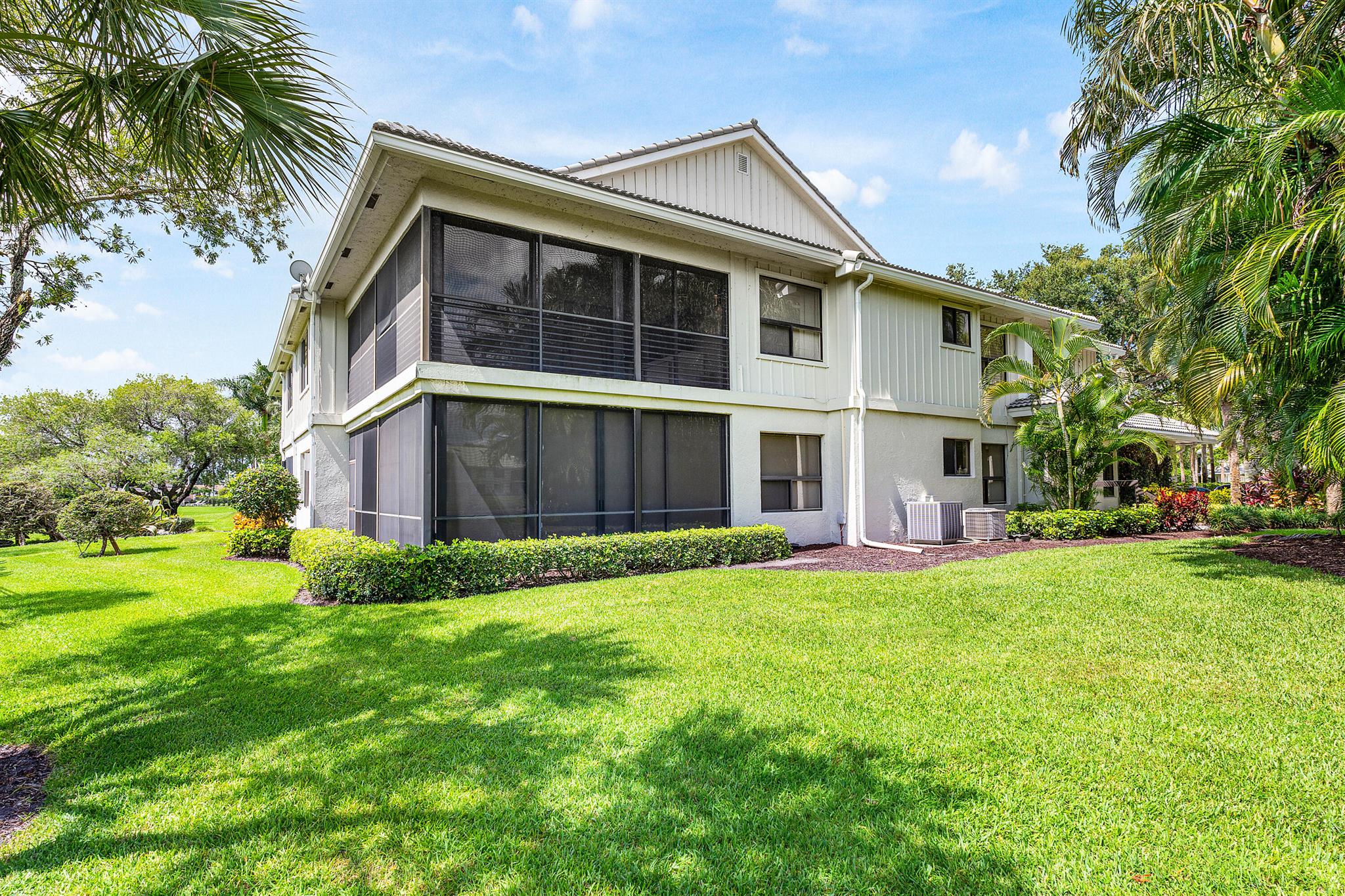 17652 Ashbourne Way B