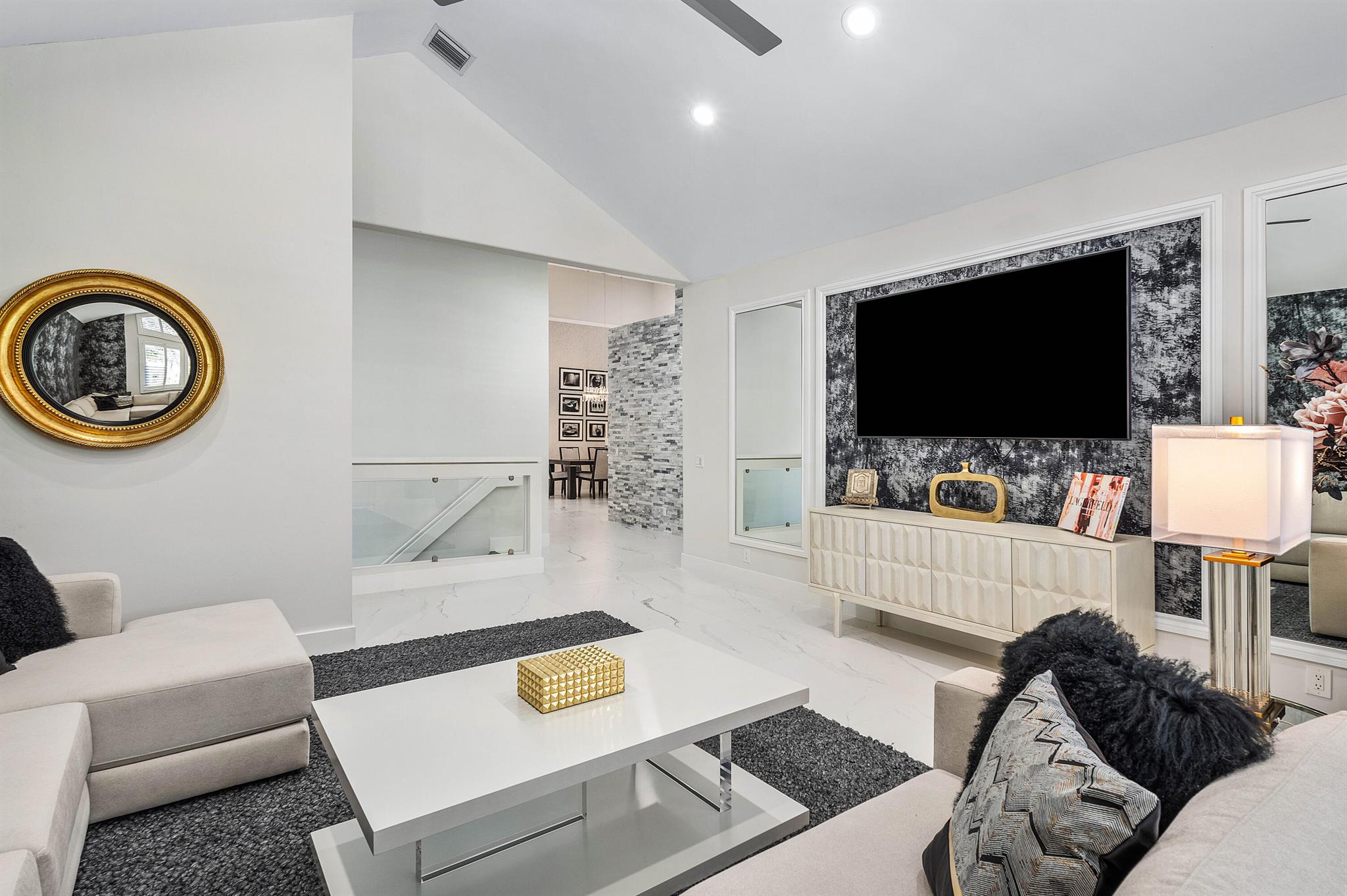 17652 Ashbourne Way B