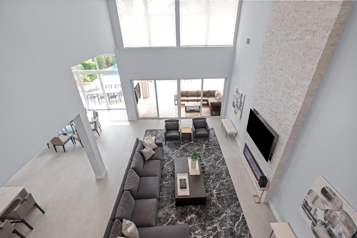 17371 Bridleway Trail