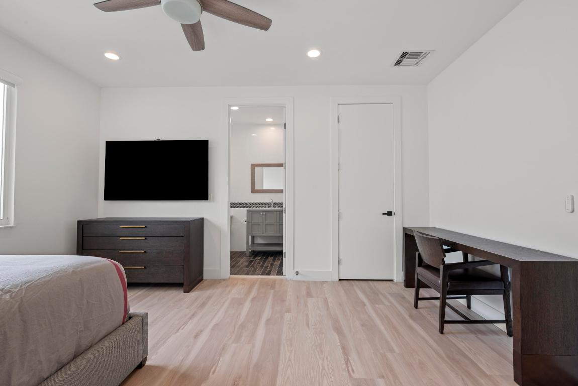 17371 Bridleway Trail