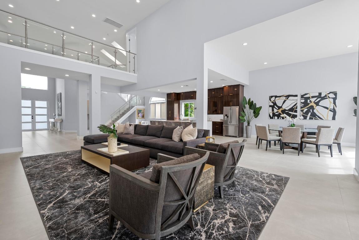 17371 Bridleway Trail