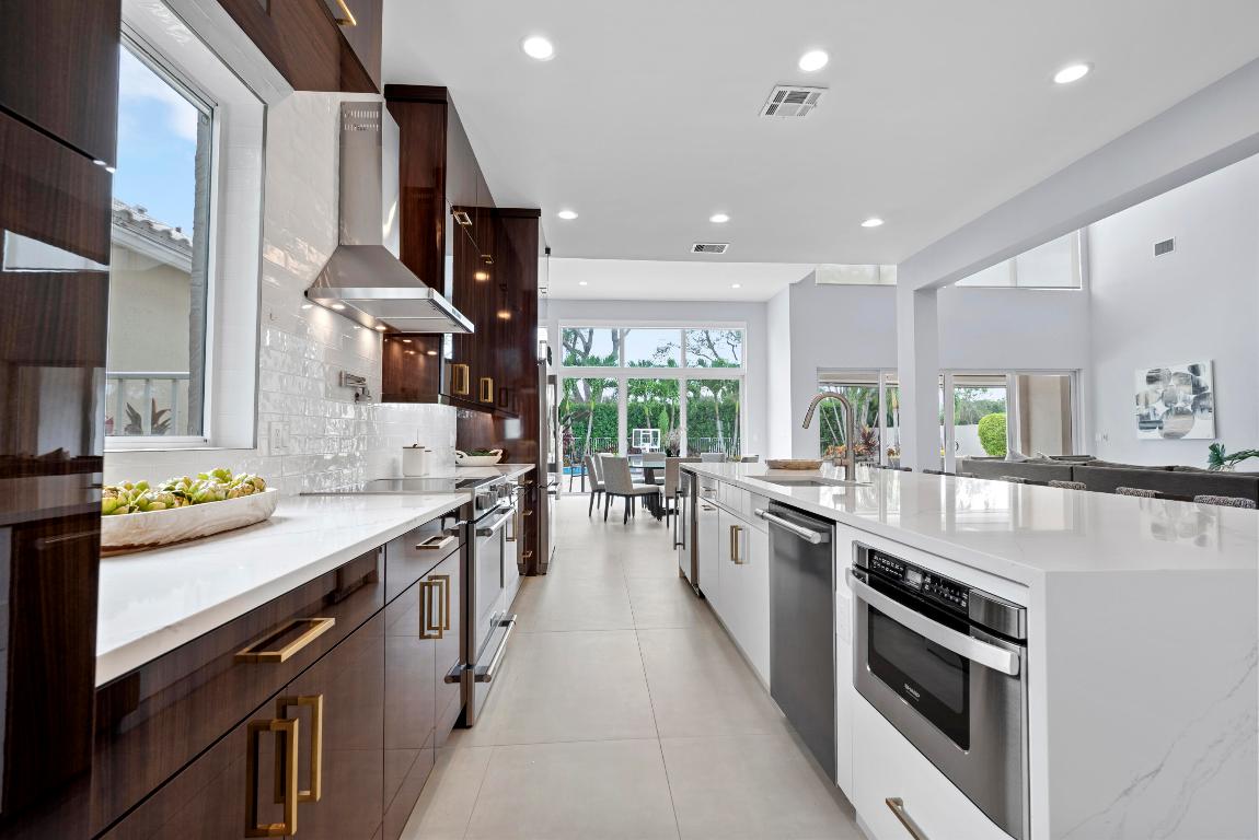 17371 Bridleway Trail