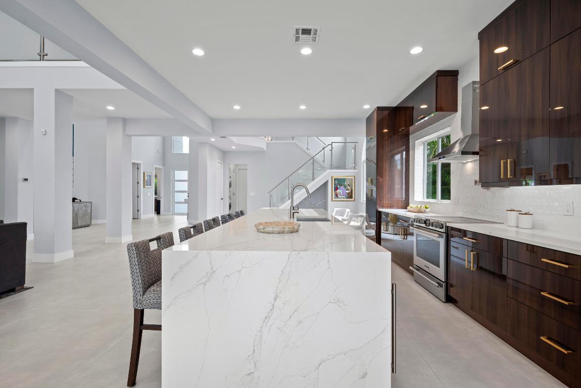 17371 Bridleway Trail