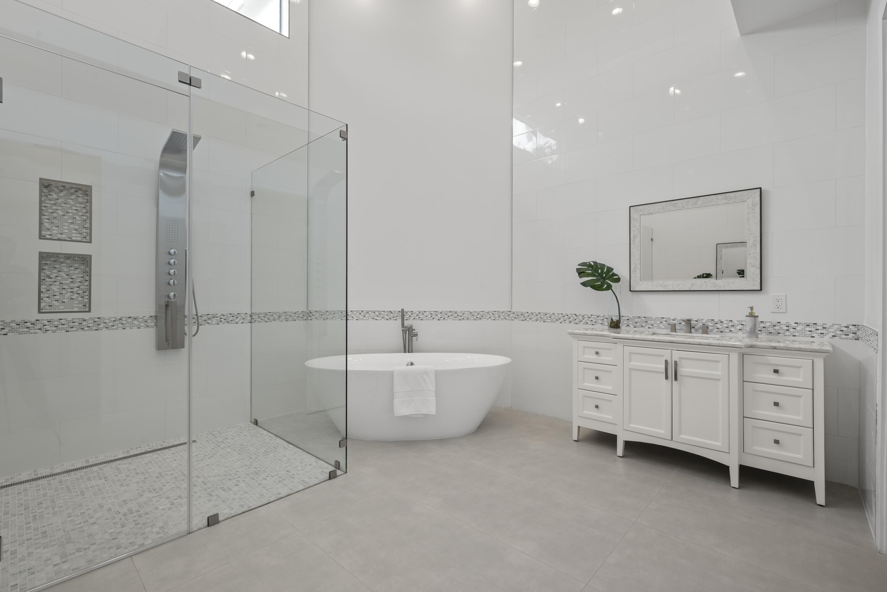 17371 Bridleway Trail