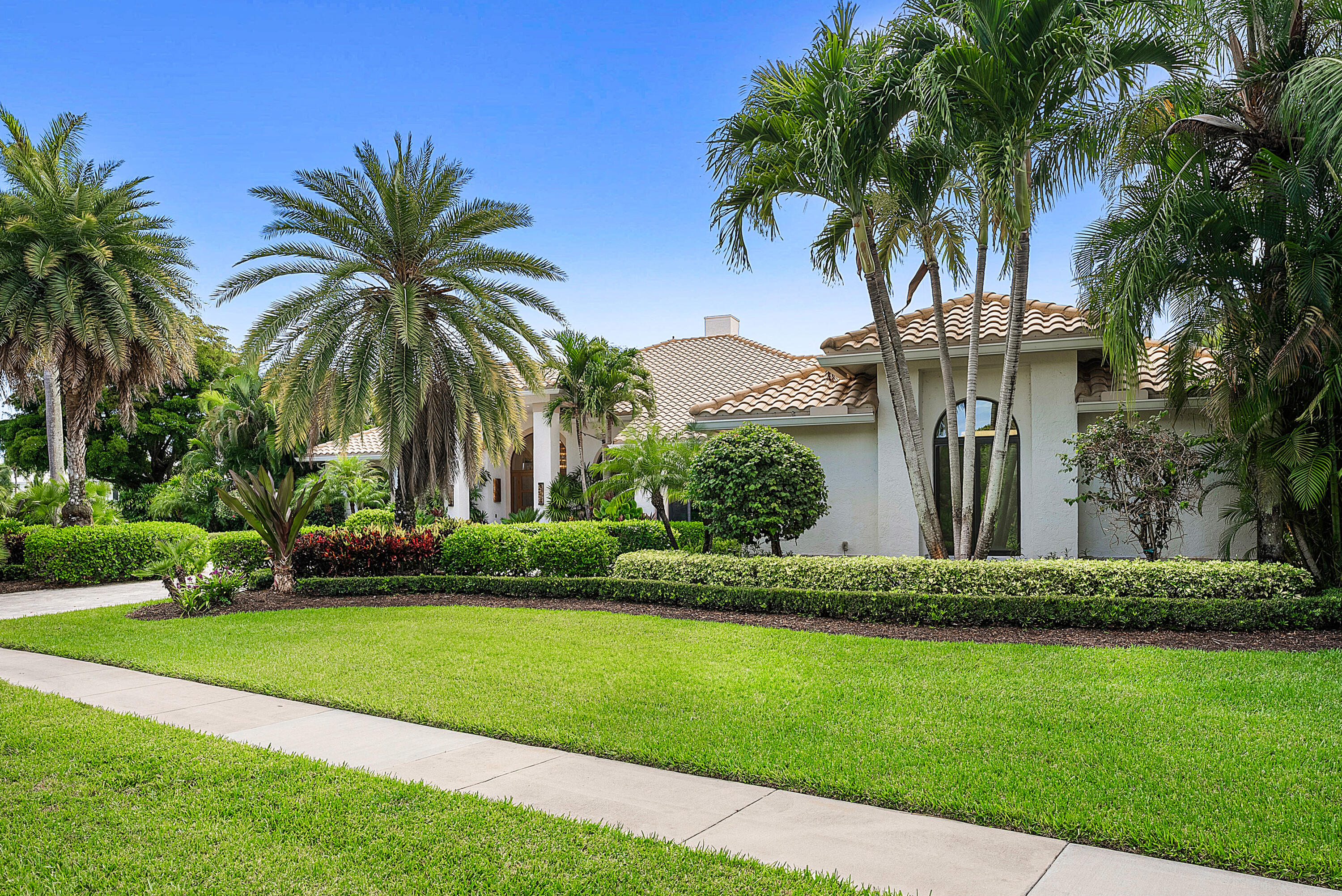 16671 Meadow Creek Circle