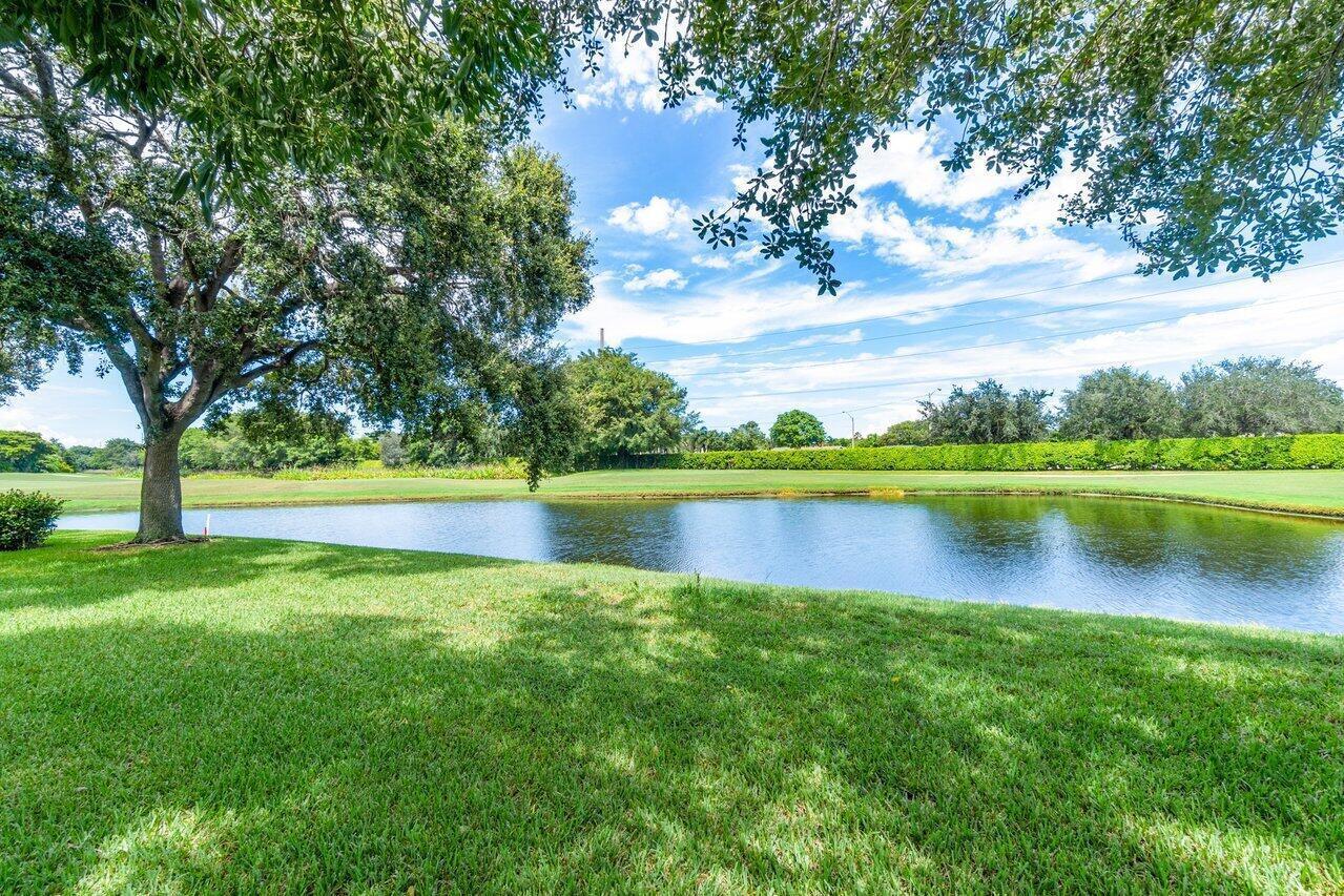 5100 Lake Catalina Drive D