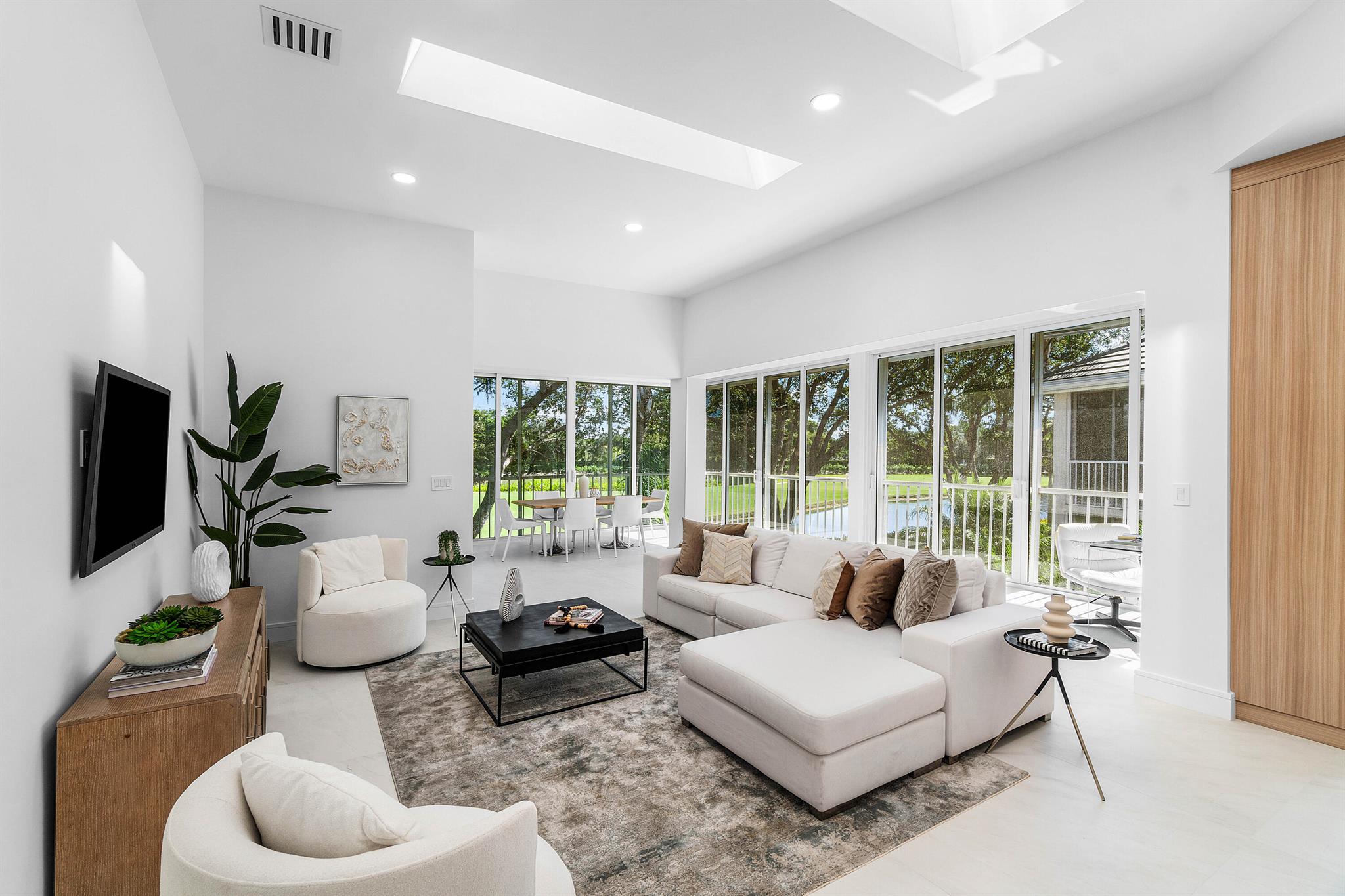 5100 Lake Catalina Drive D