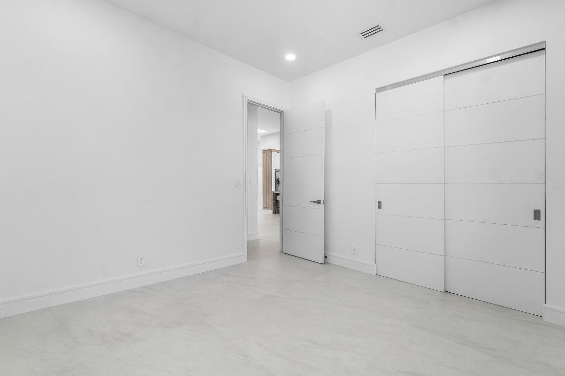 5100 Lake Catalina Drive D