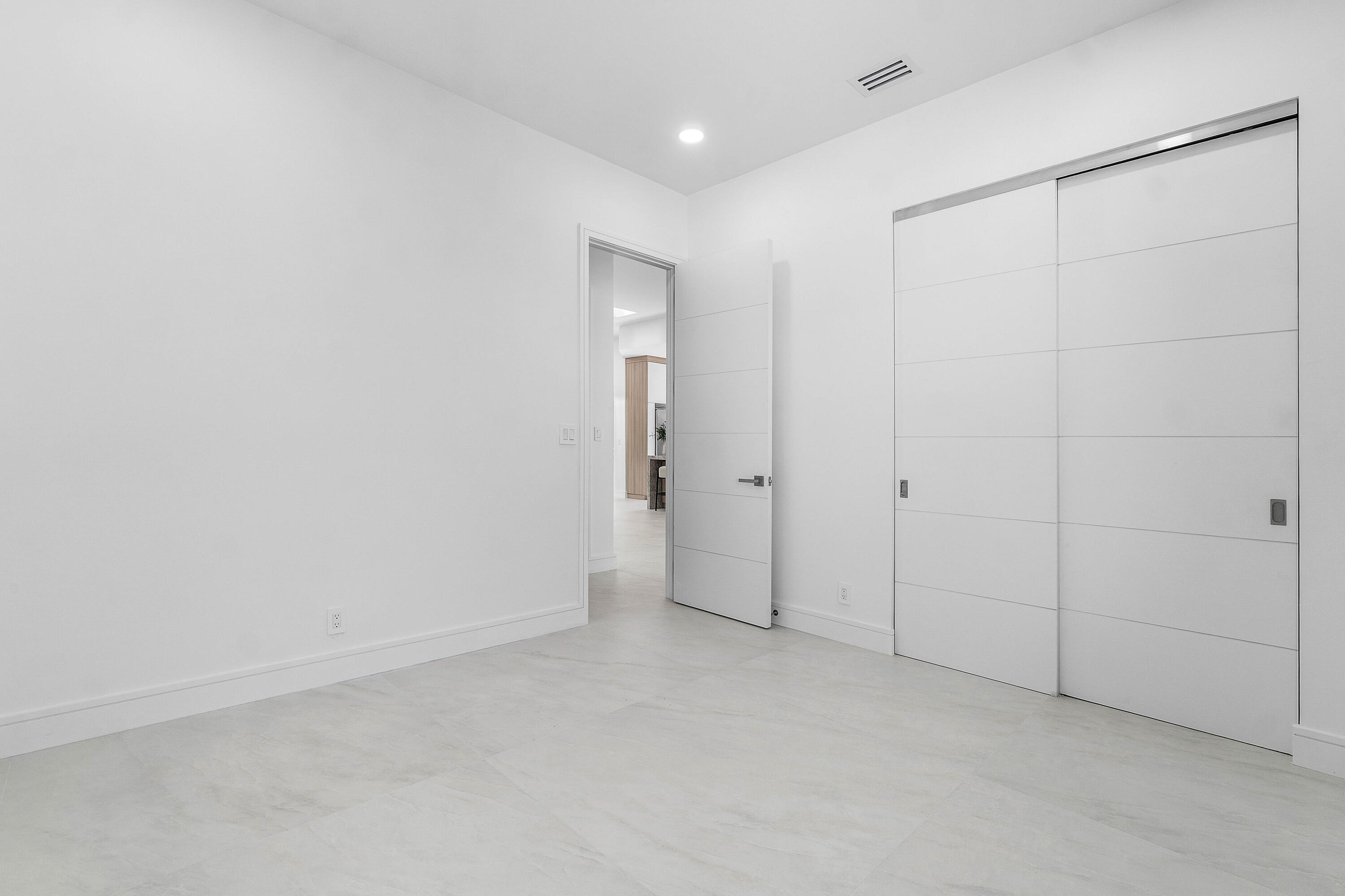 5100 Lake Catalina Drive D