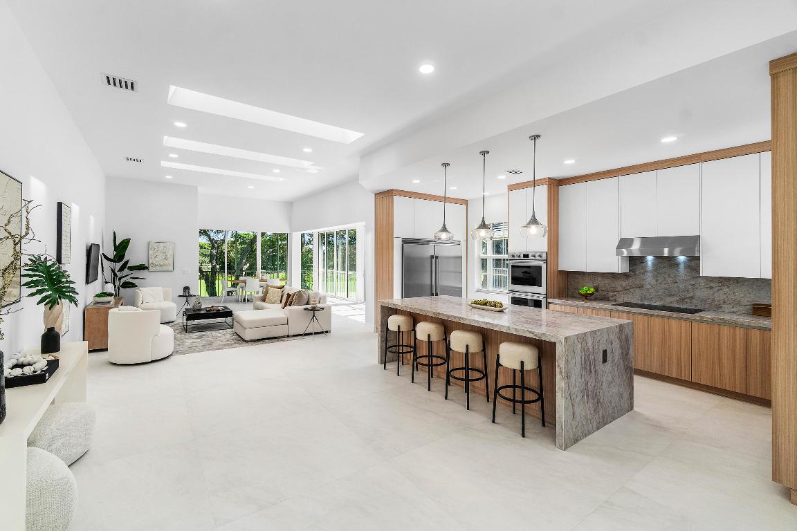 5100 Lake Catalina Drive D