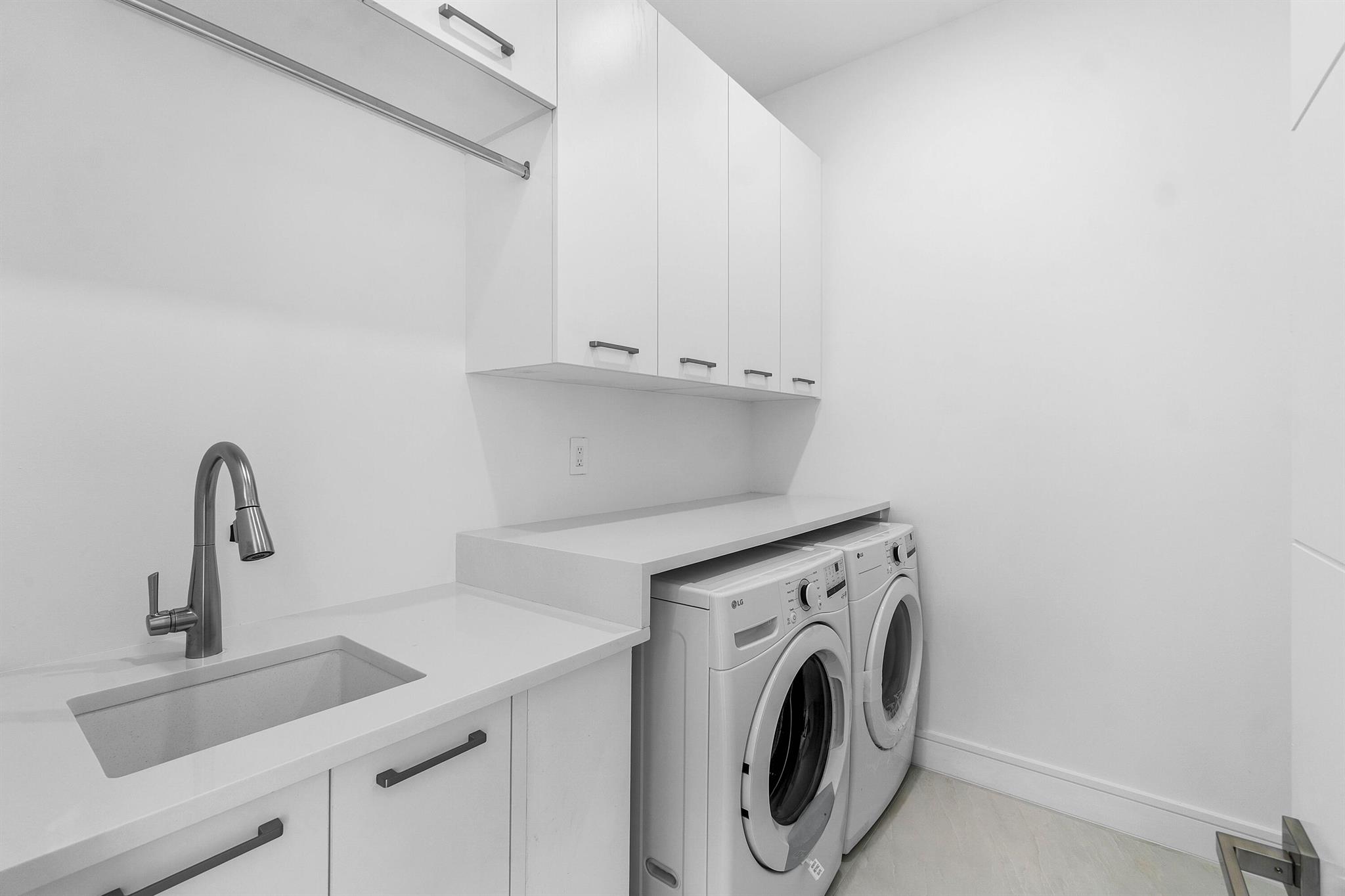 5100 Lake Catalina Drive D