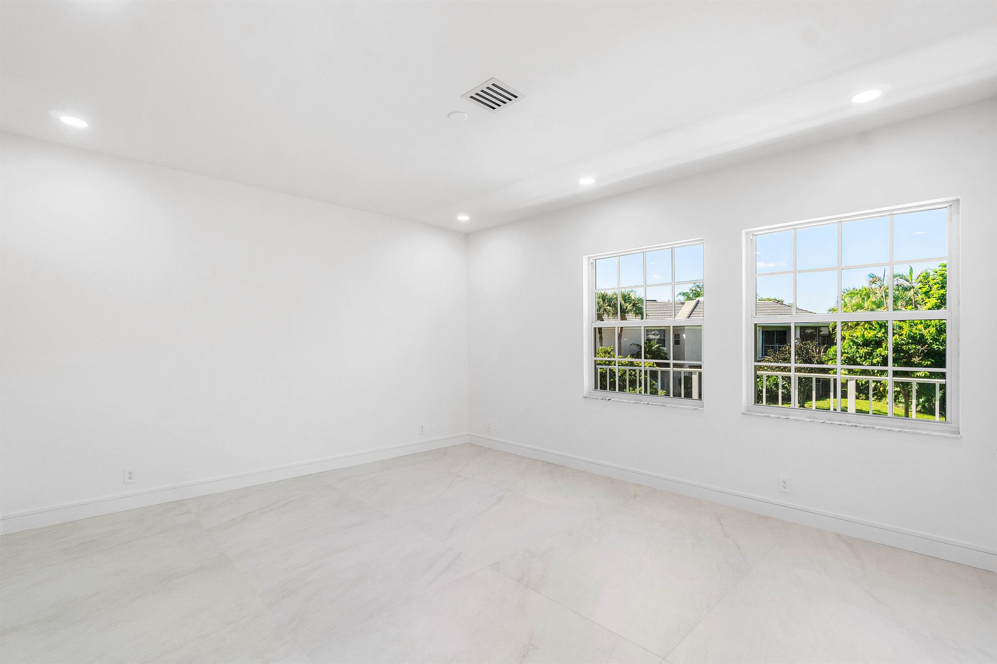 5100 Lake Catalina Drive D