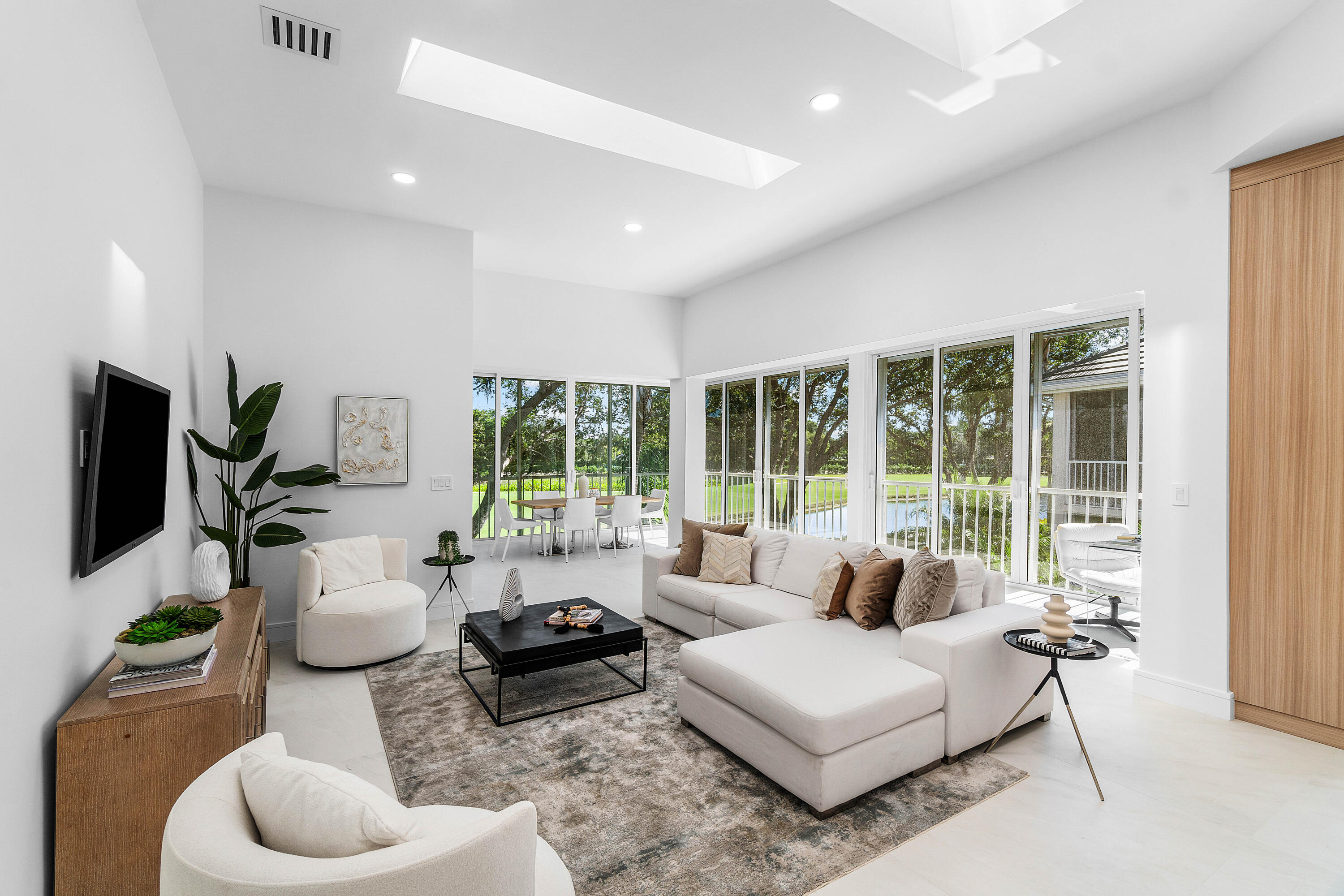 5100 Lake Catalina Drive D