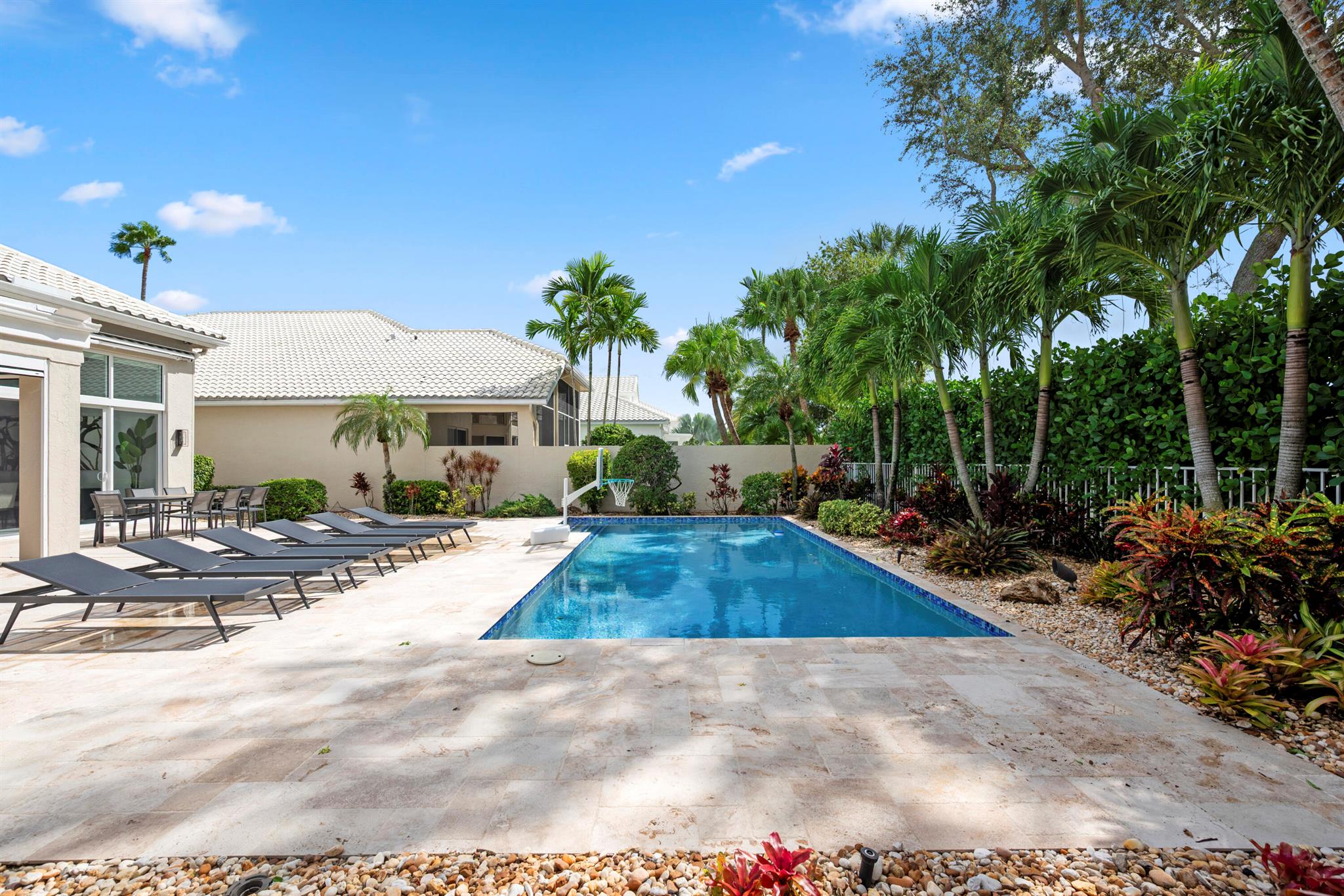 17371 Bridleway Trail