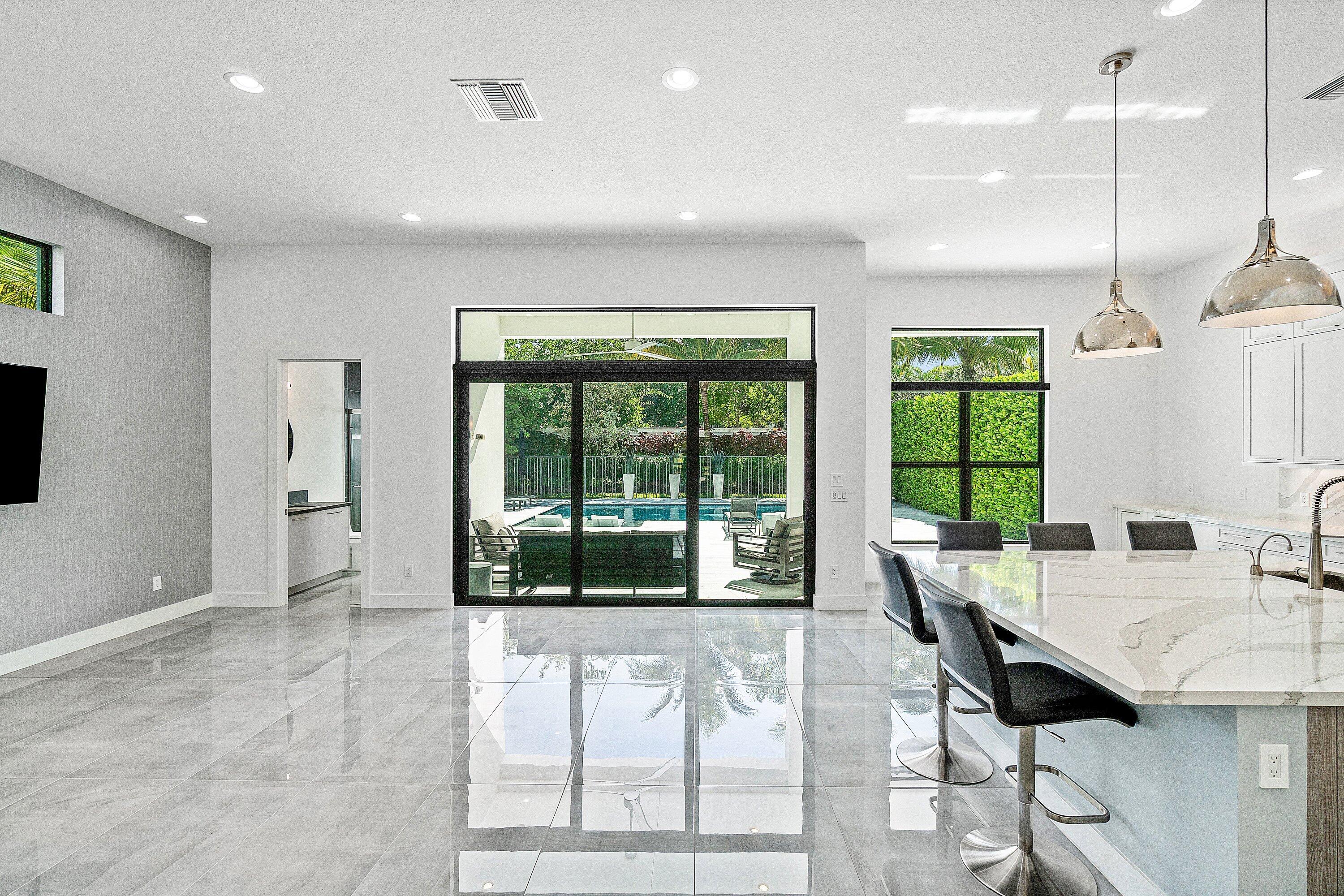 9006 Dulcetto Court