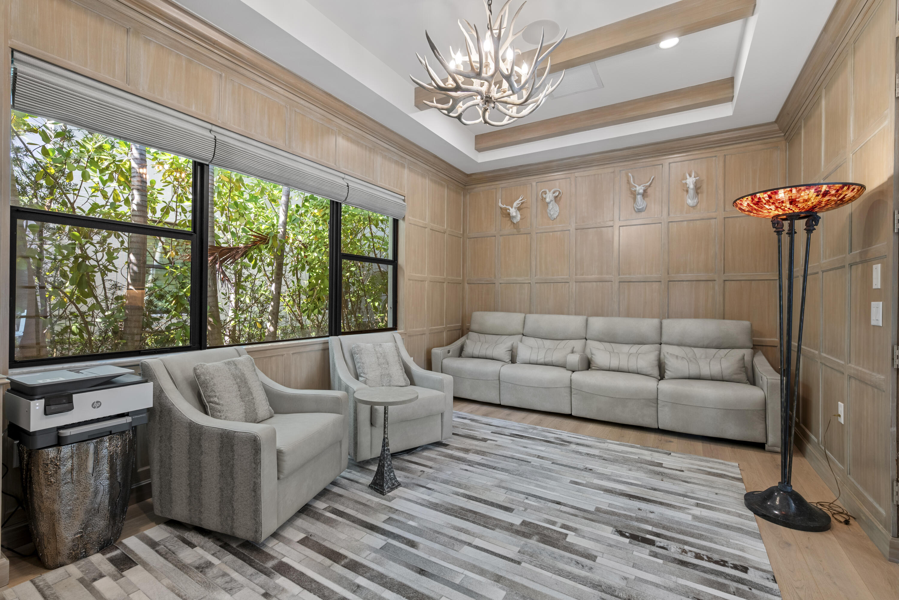 9618 Labelle Court