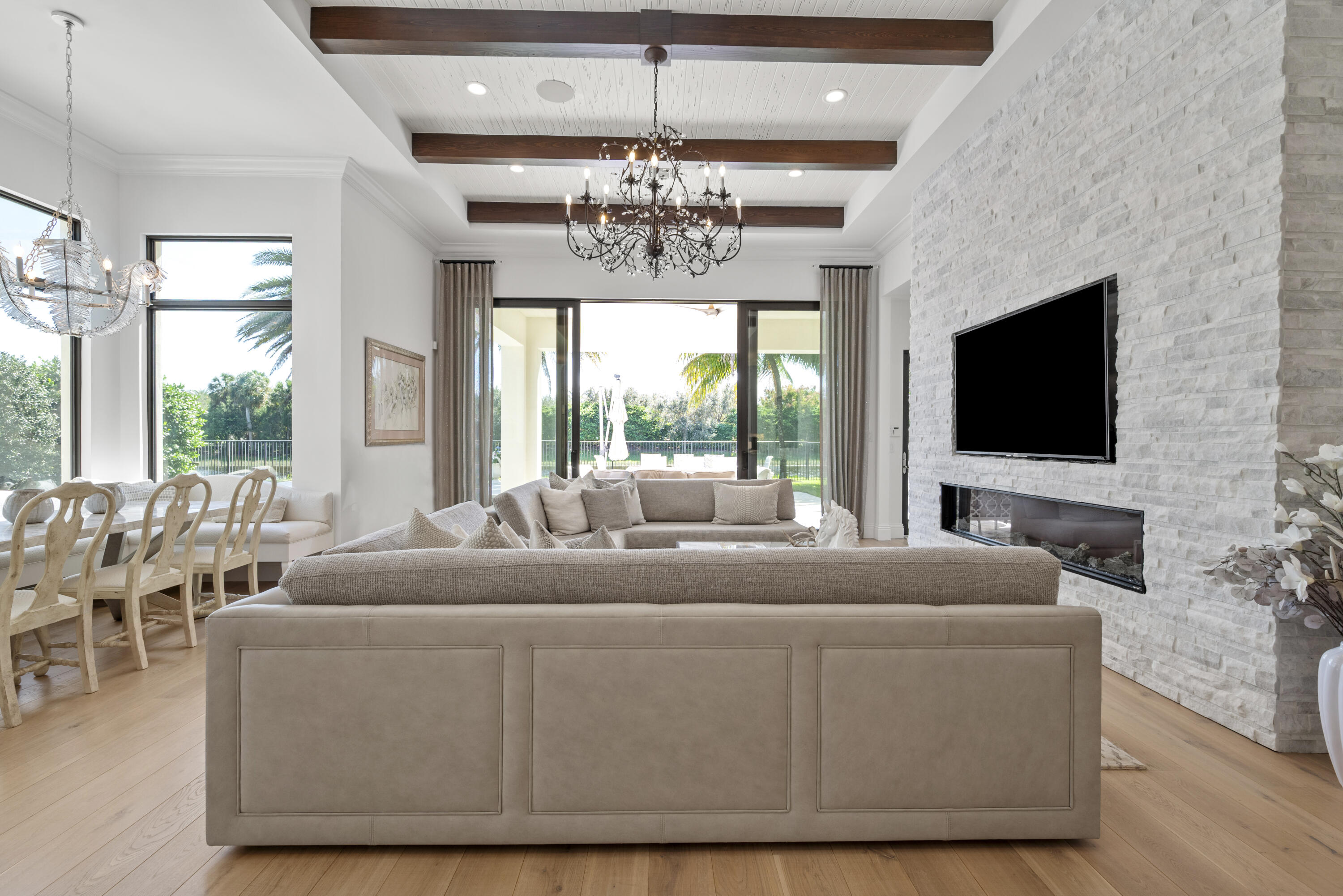 9618 Labelle Court