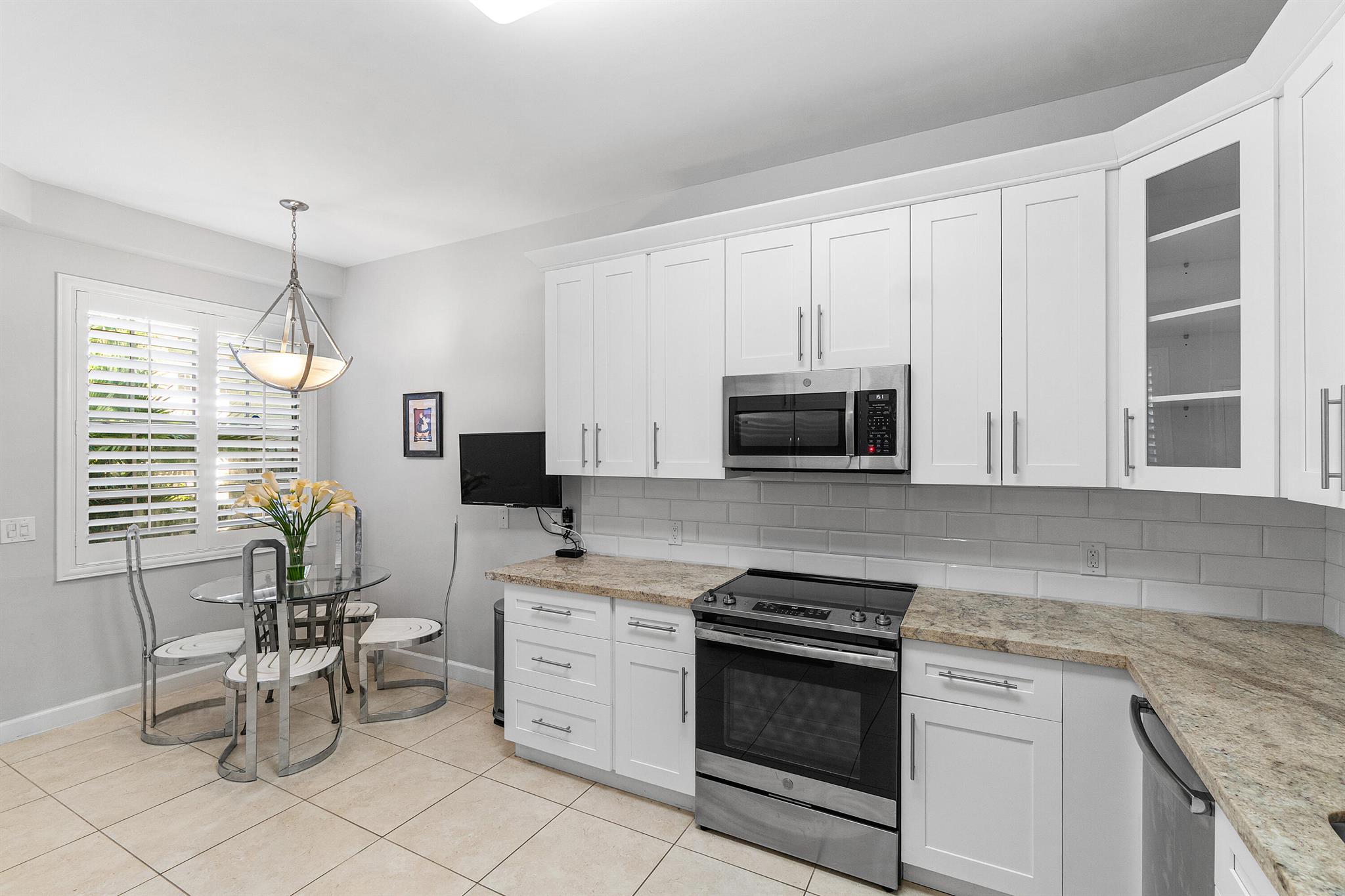 5166 Lake Catalina Drive C