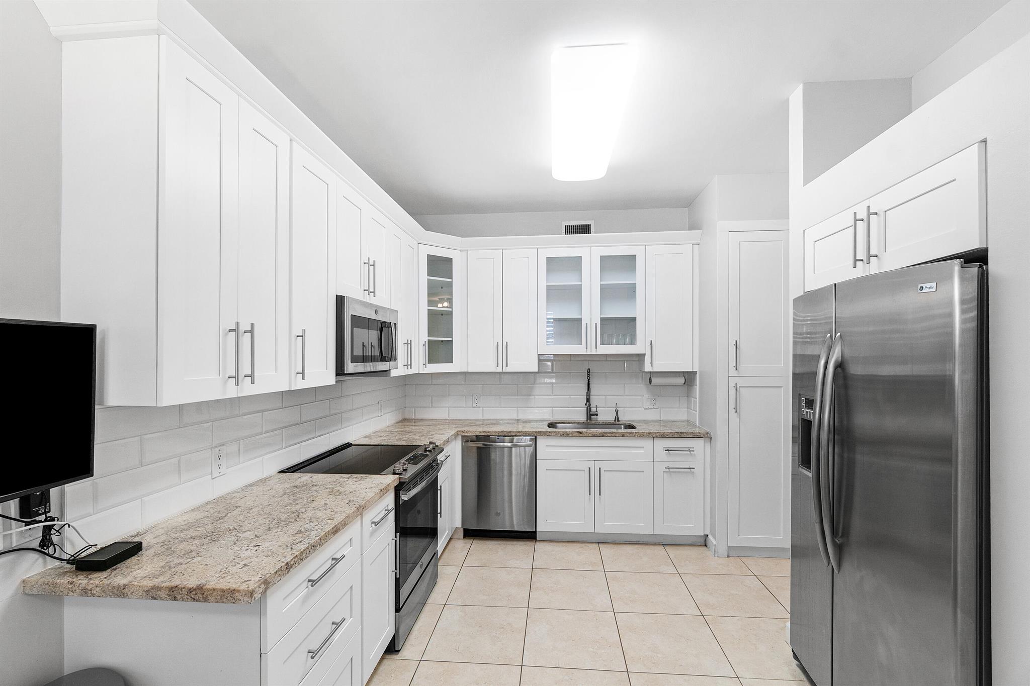 5166 Lake Catalina Drive C