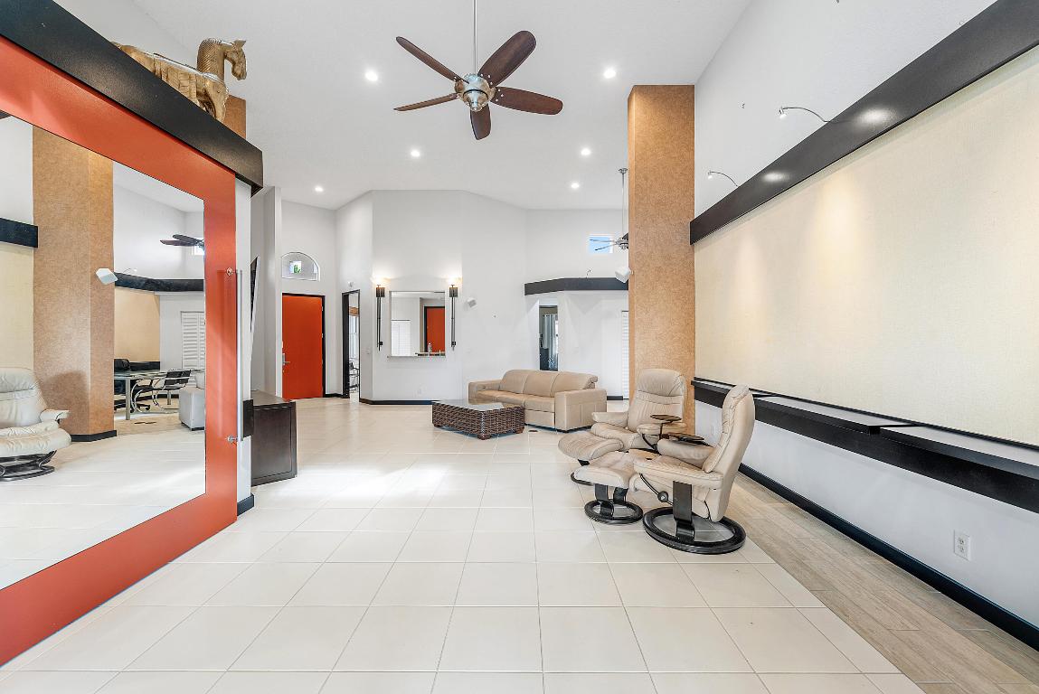 6220 San Michel Way, Delray Beach