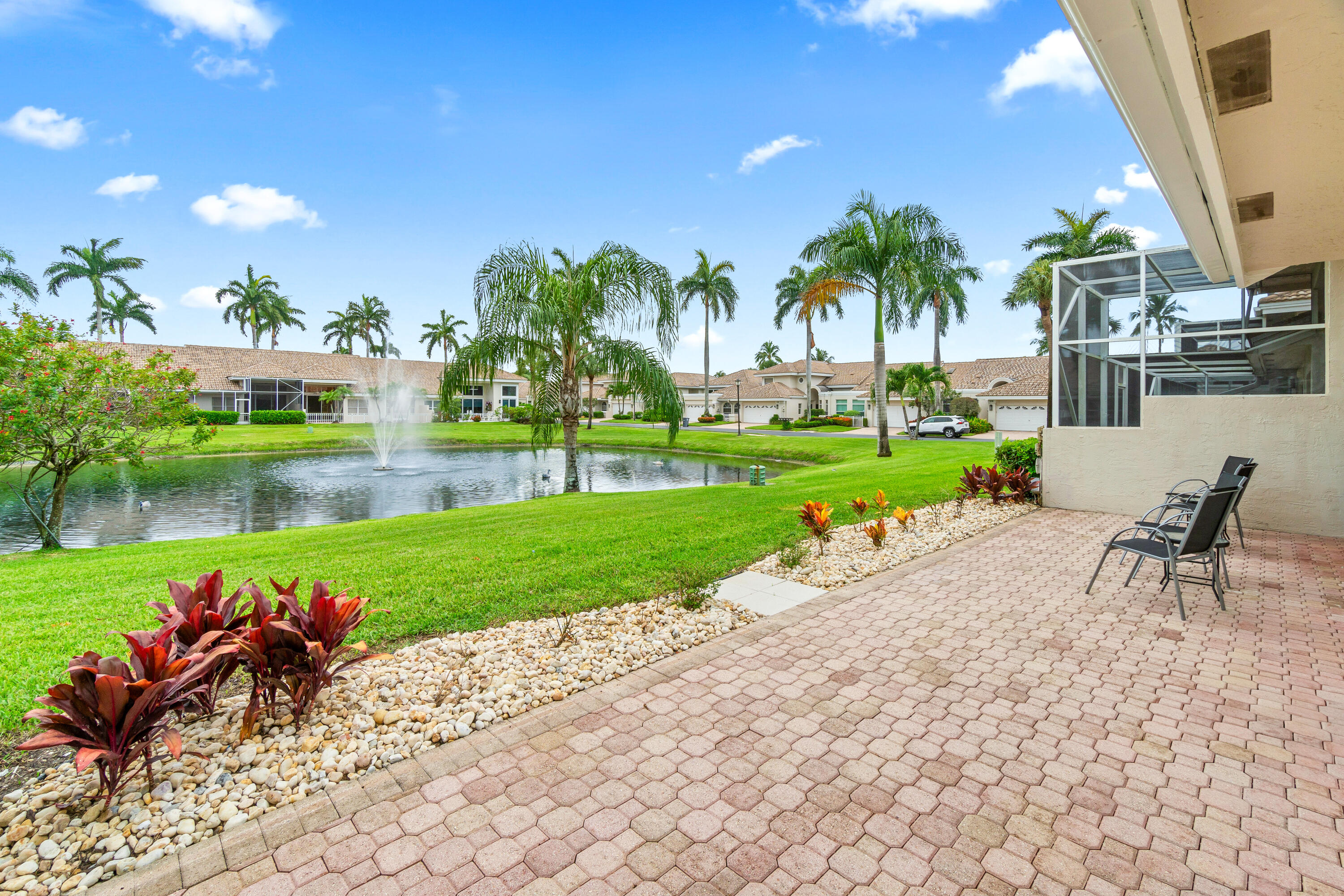 5097 Windsor Parke Drive