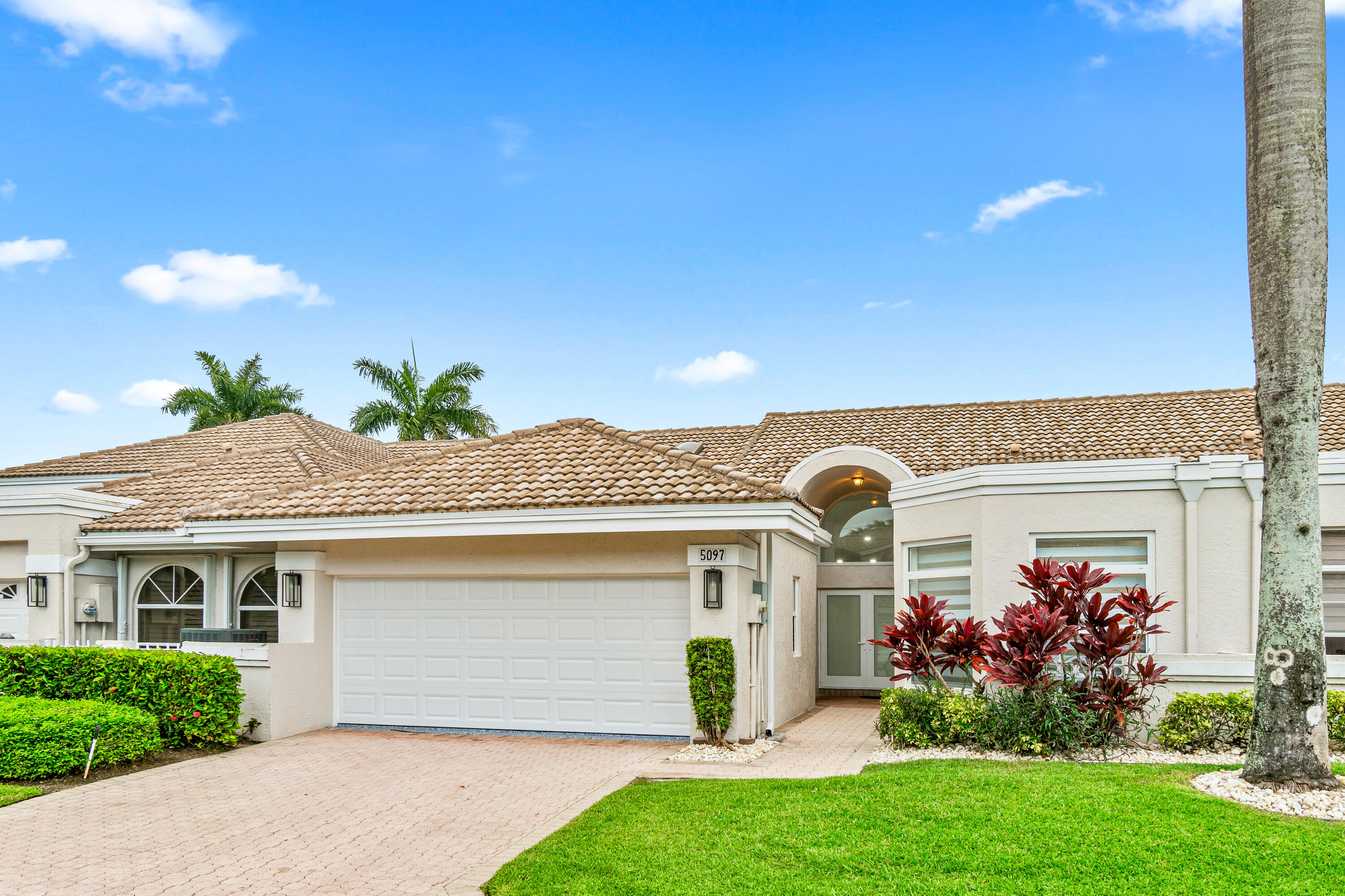 5097 Windsor Parke Drive
