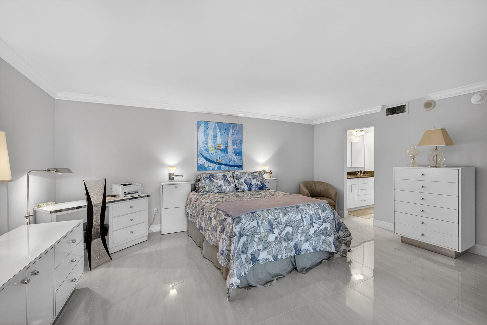 5380 N Ocean Drive 12e