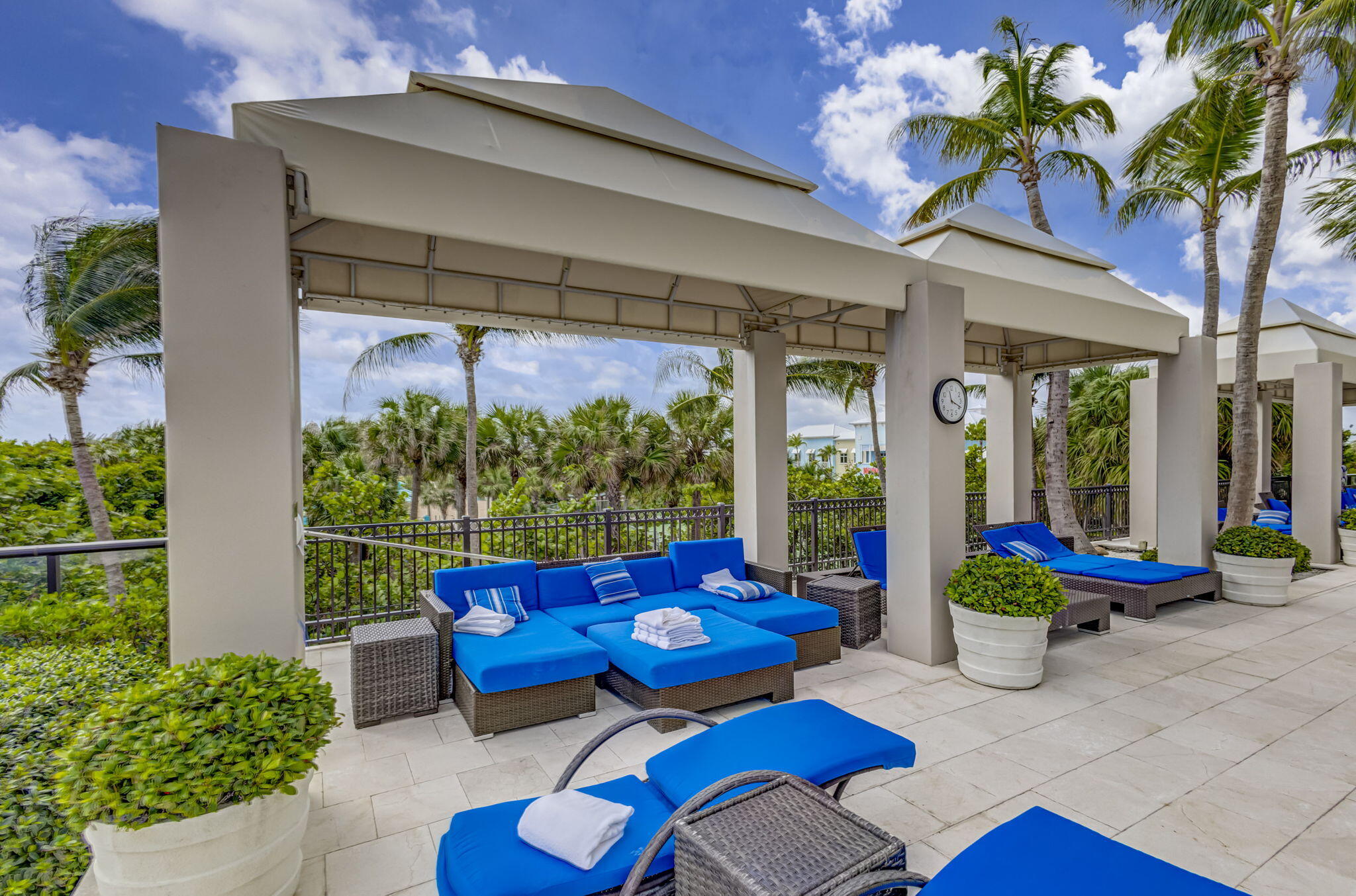 2700 N Ocean Drive 1401a