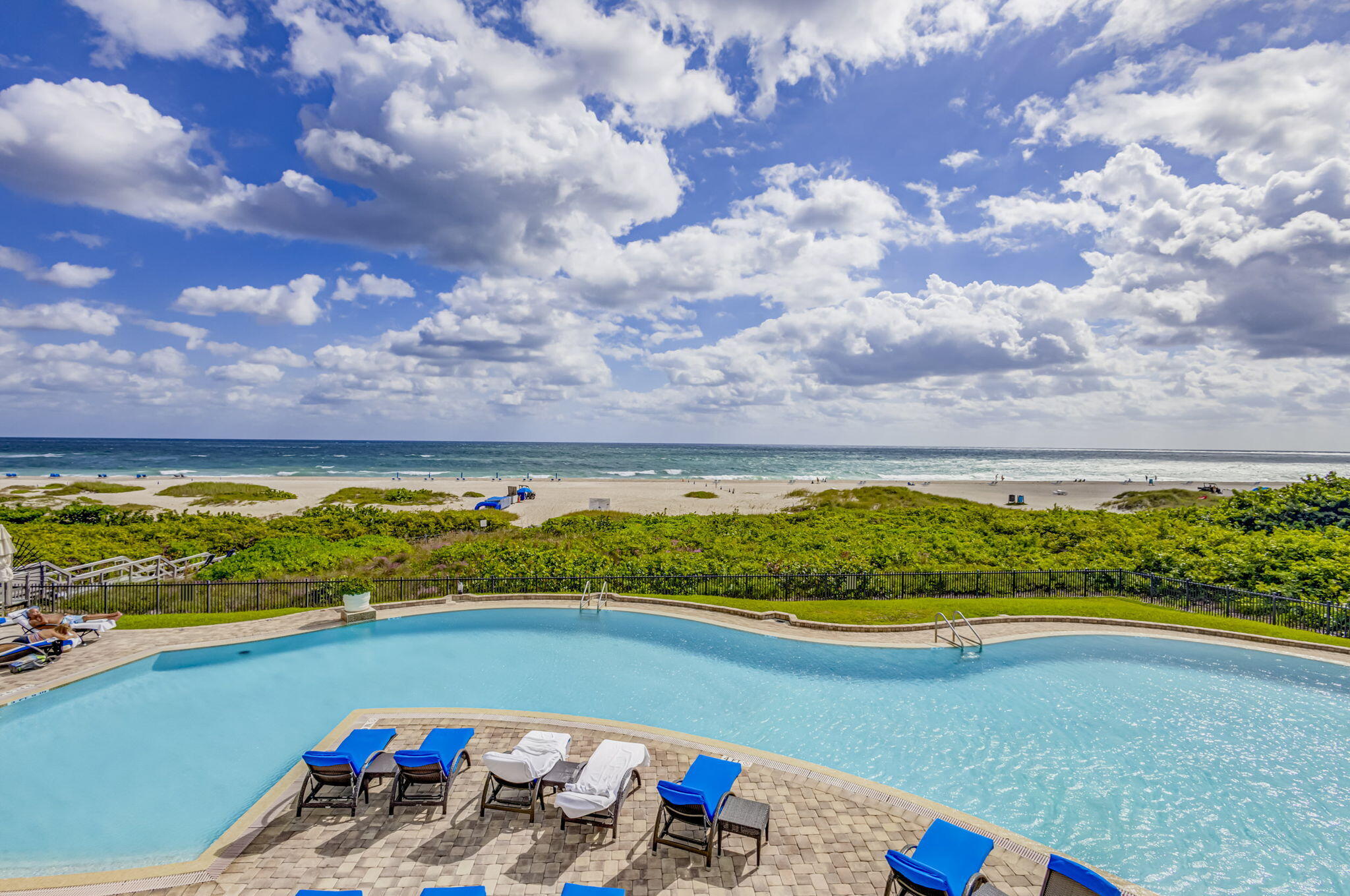 2700 N Ocean Drive 1401a