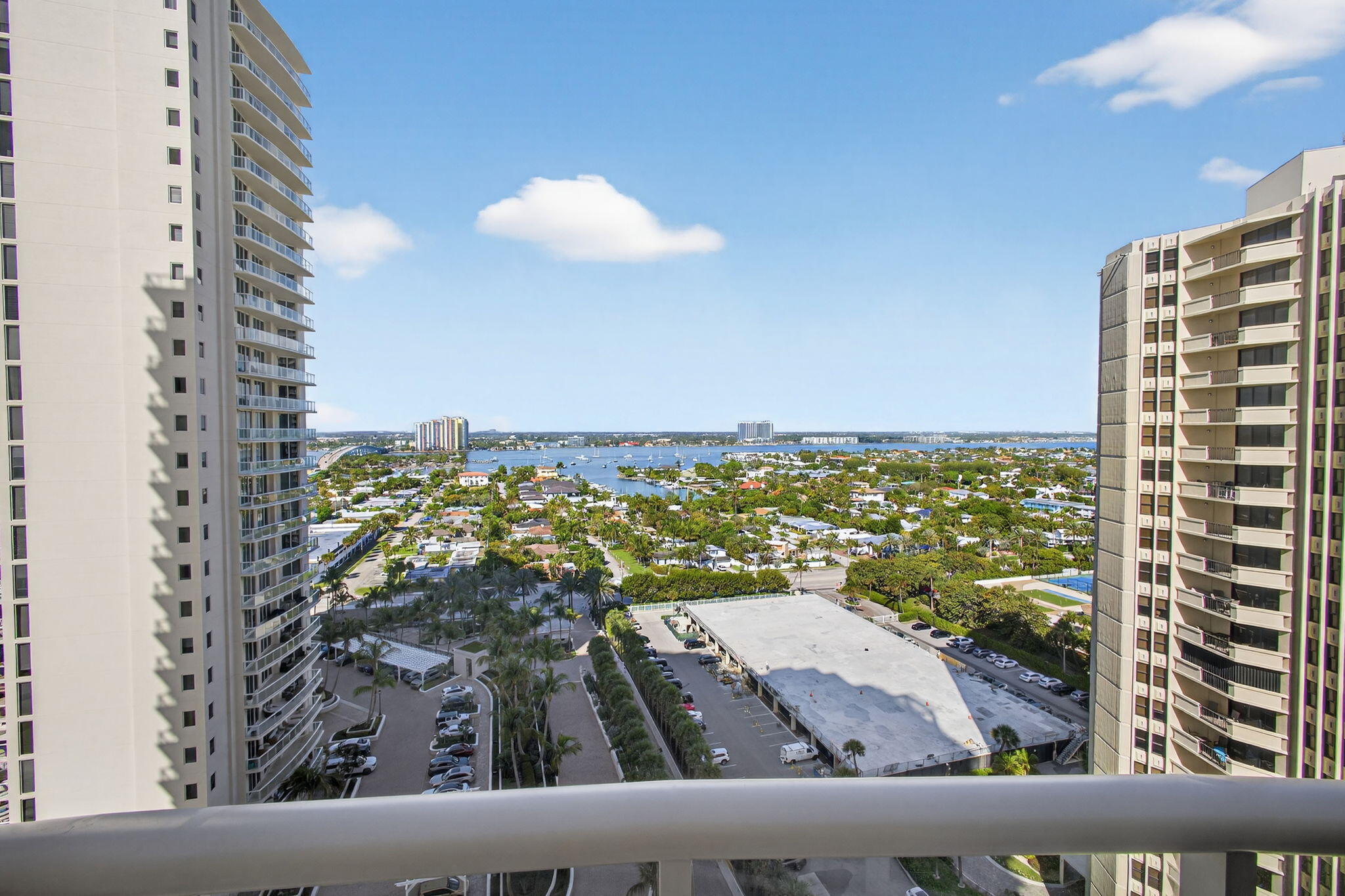 2700 N Ocean Drive 1401a