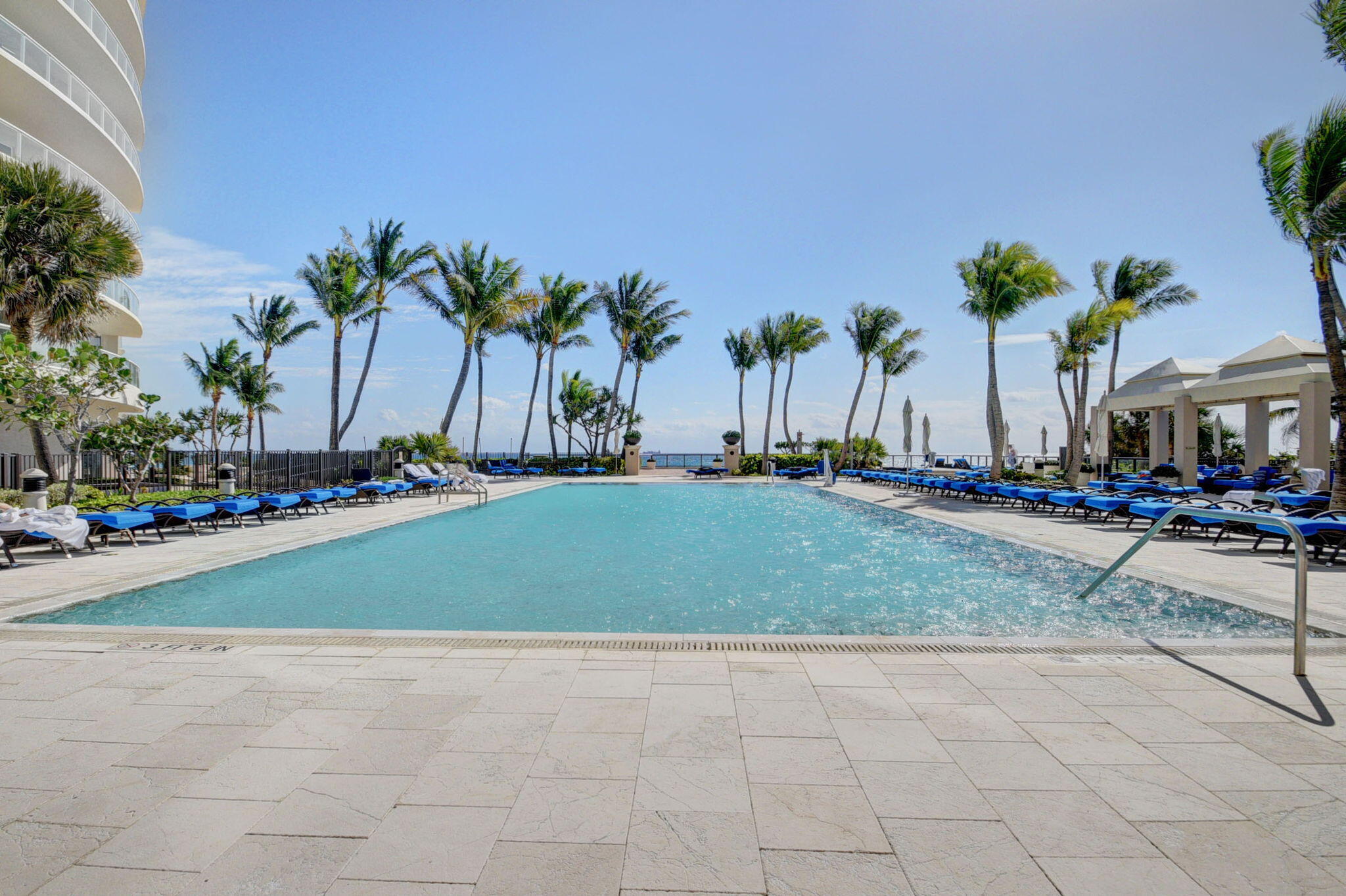2700 N Ocean Drive 1401a