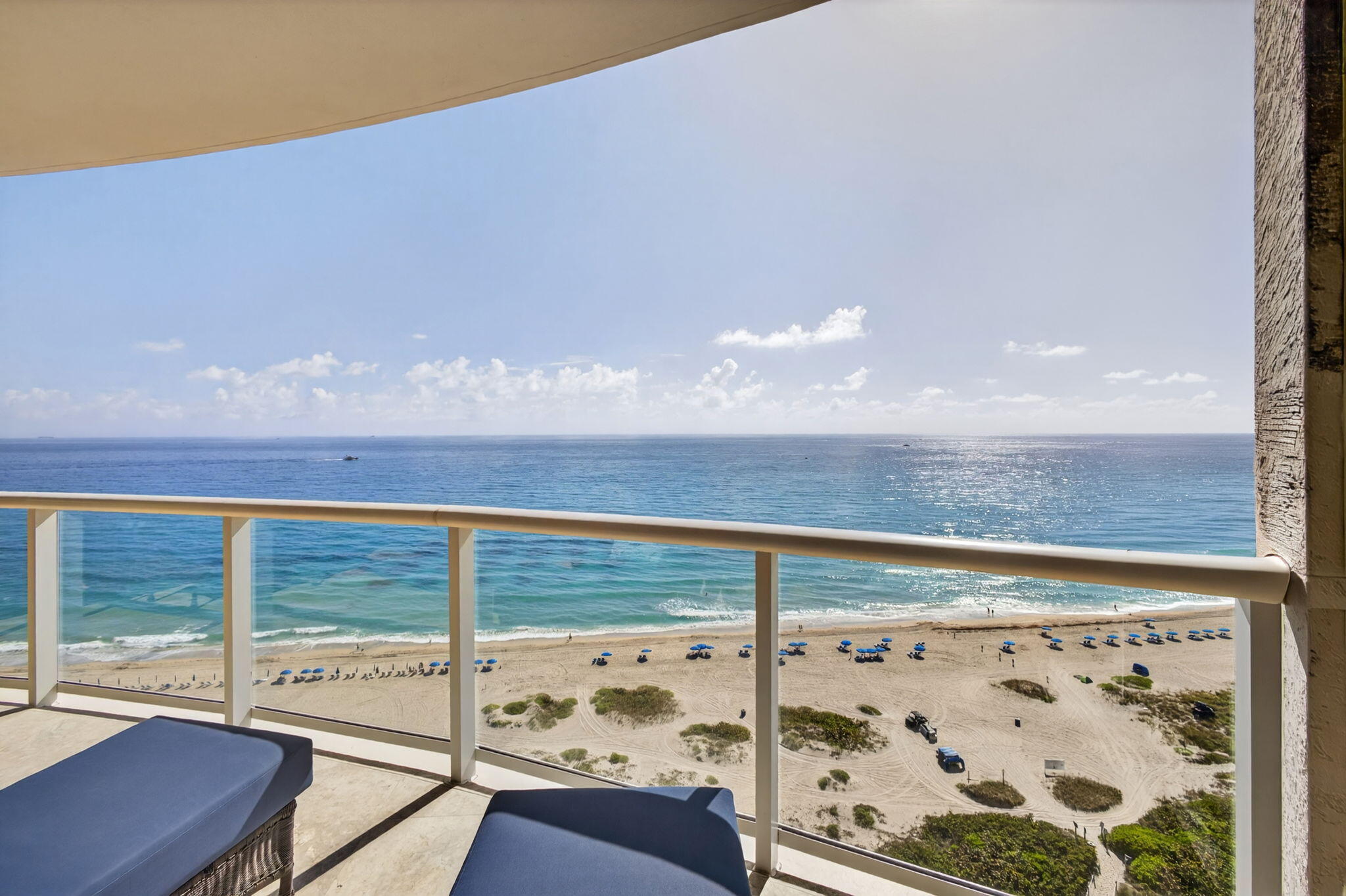 2700 N Ocean Drive 1401a